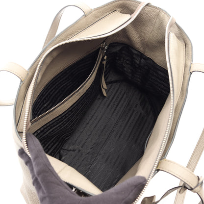 VITELLO PHENIX ショルダーバッグ トートバッグ レザー グレーベージュ プラダ バッグ PRADA