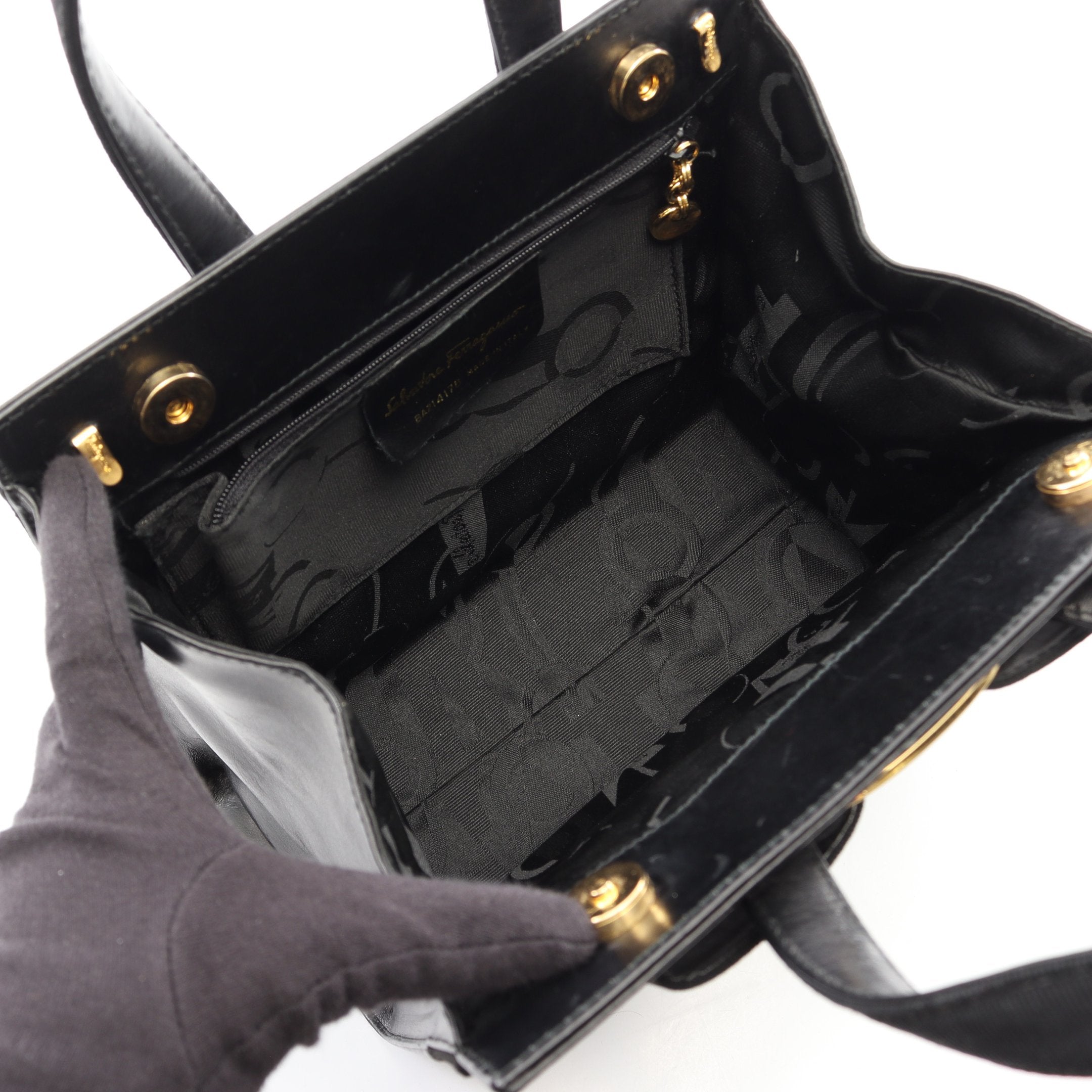 ヴァラリボン 2WAY ハンドバッグ レザー ブラック サルヴァトーレ