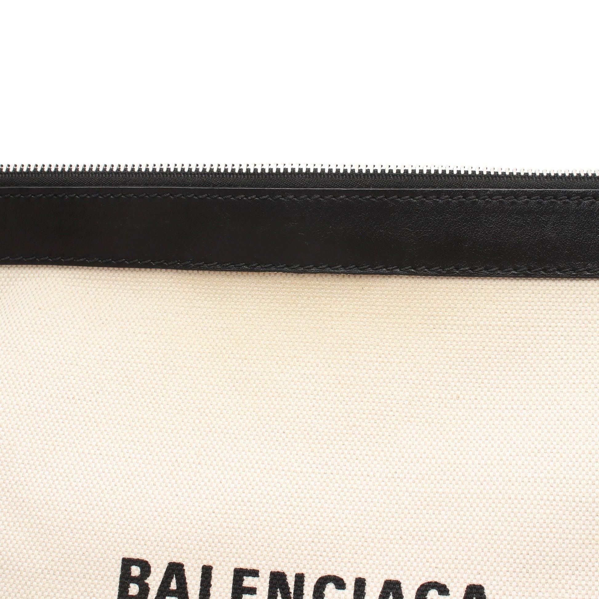 ネイビークリップ M クラッチバッグ キャンバス レザー アイボリー ブラック バレンシアガ バッグ BALENCIAGA