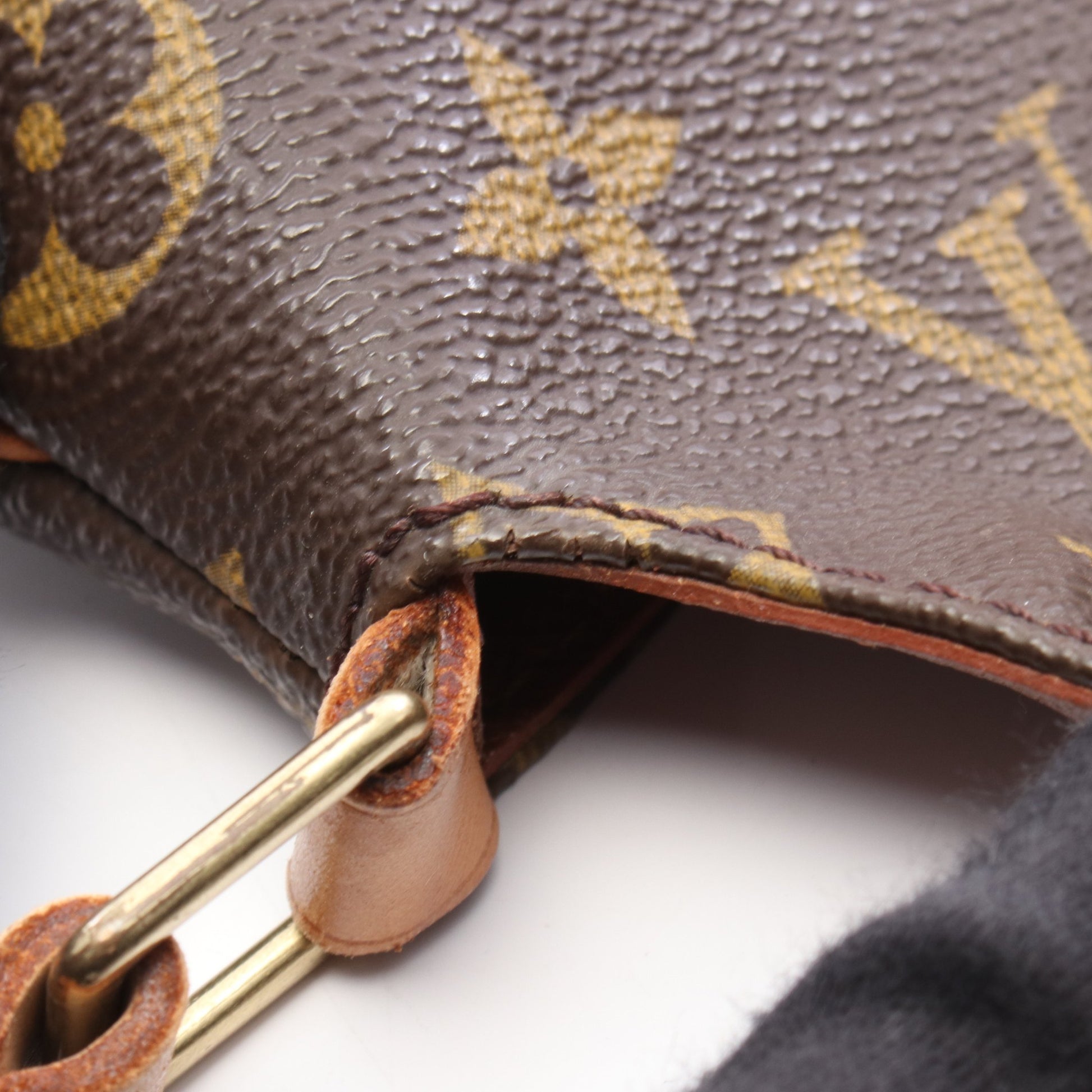 ミュゼットタンゴ ショートストラップ モノグラム ショルダーバッグ PVC レザー ブラウン ルイヴィトン バッグ LOUIS VUITTON