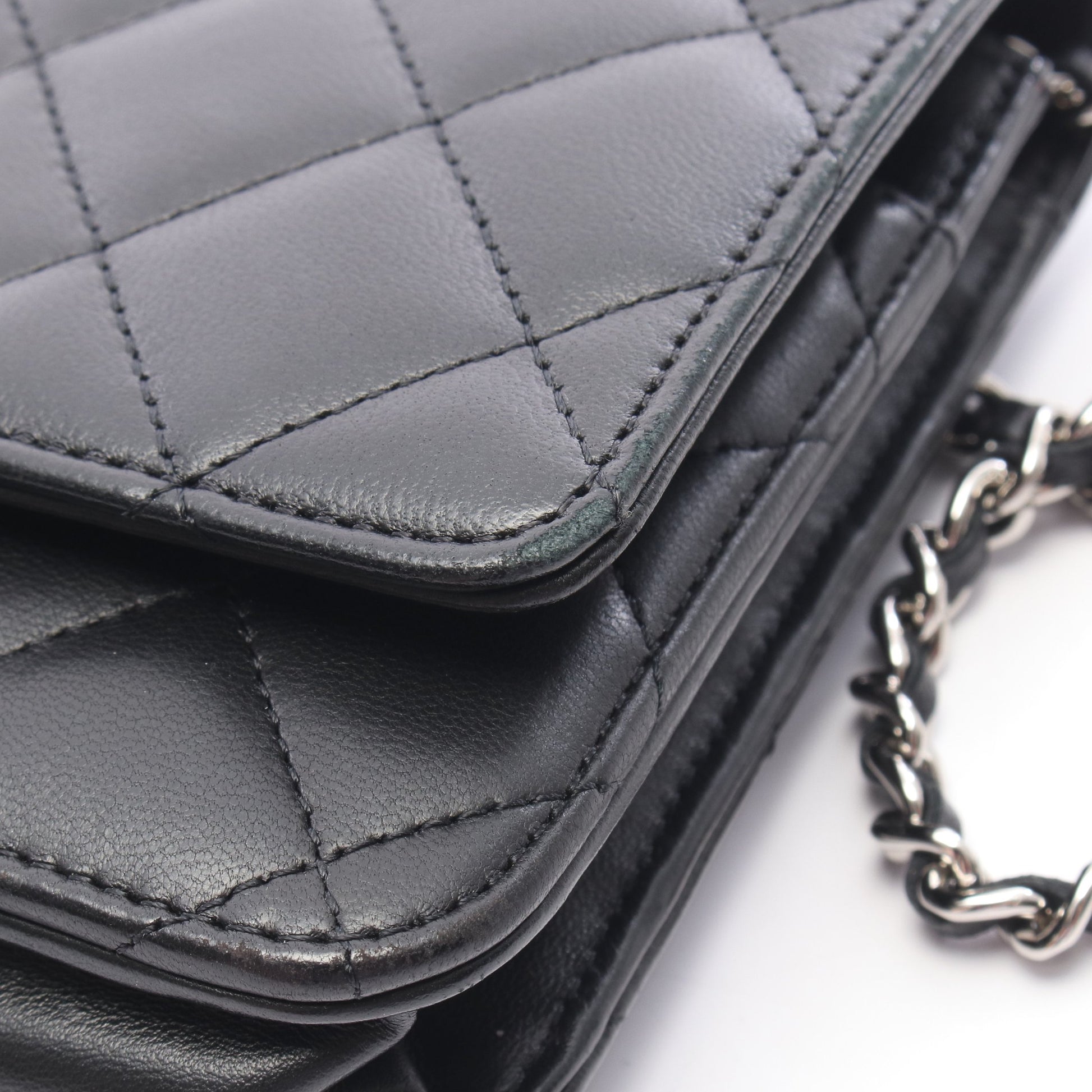 マトラッセ チェーンウォレット ラムスキン ブラック シルバー金具 シャネル バッグ CHANEL