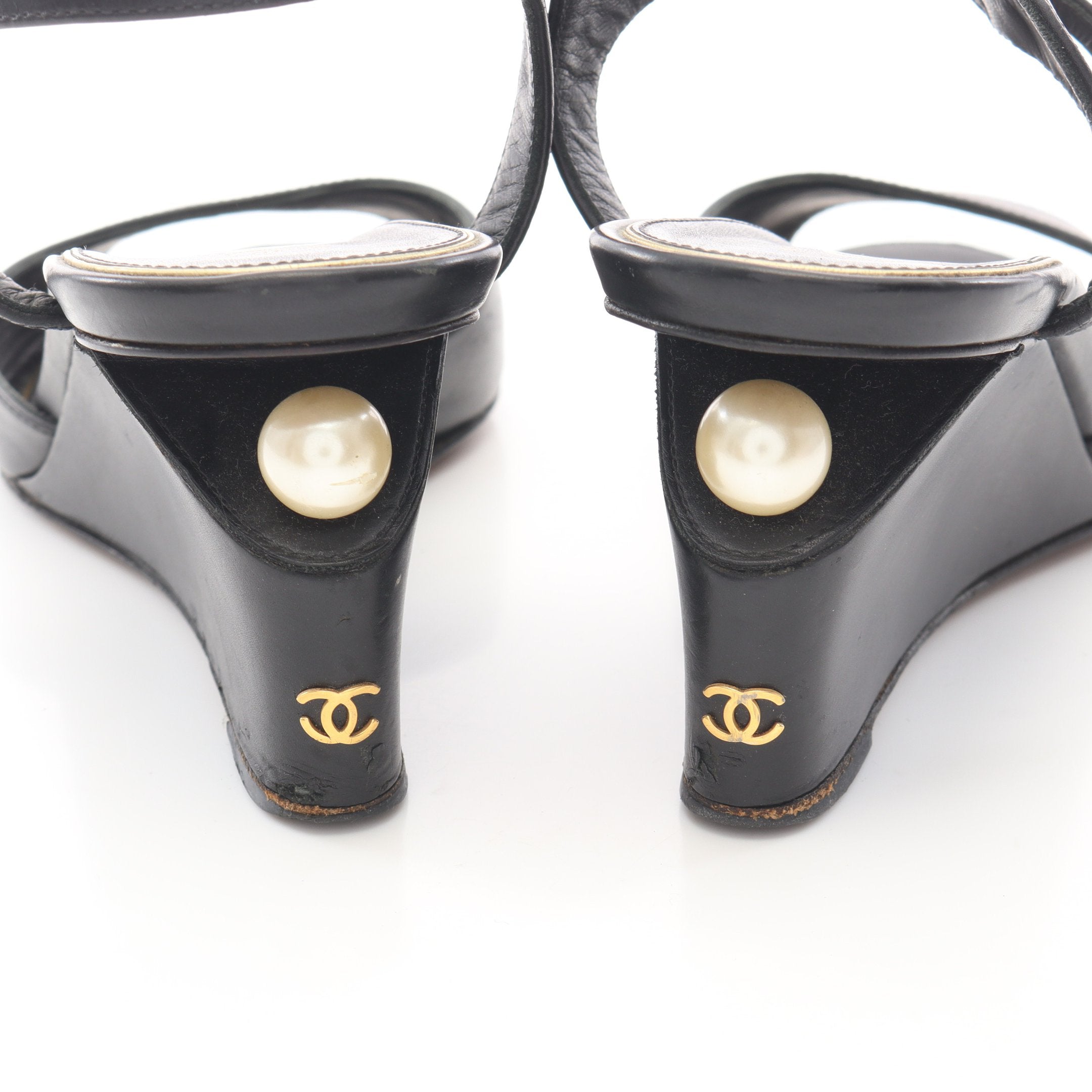 タイムセール❗️CHANEL シャネル　ココマークパール パンプス ココマーク フェイクパール パンプス レザー ブラック シャネル – RECLO