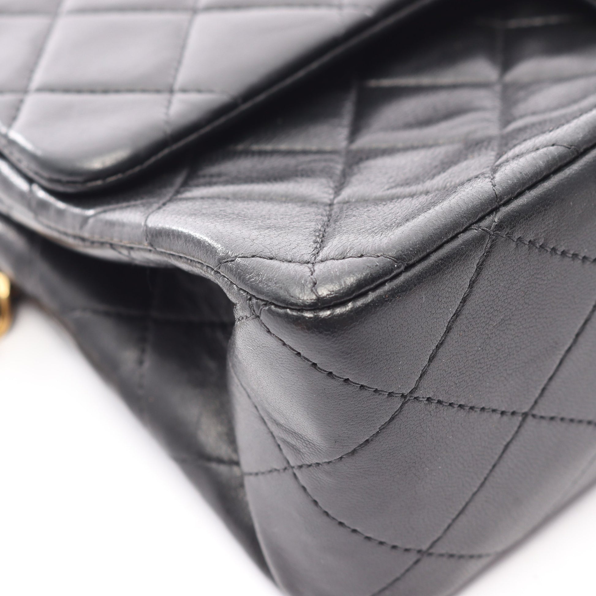 マトラッセ Wフラップ Wチェーンショルダーバッグ ラムスキン ブラック ゴールド金具 シャネル バッグ CHANEL