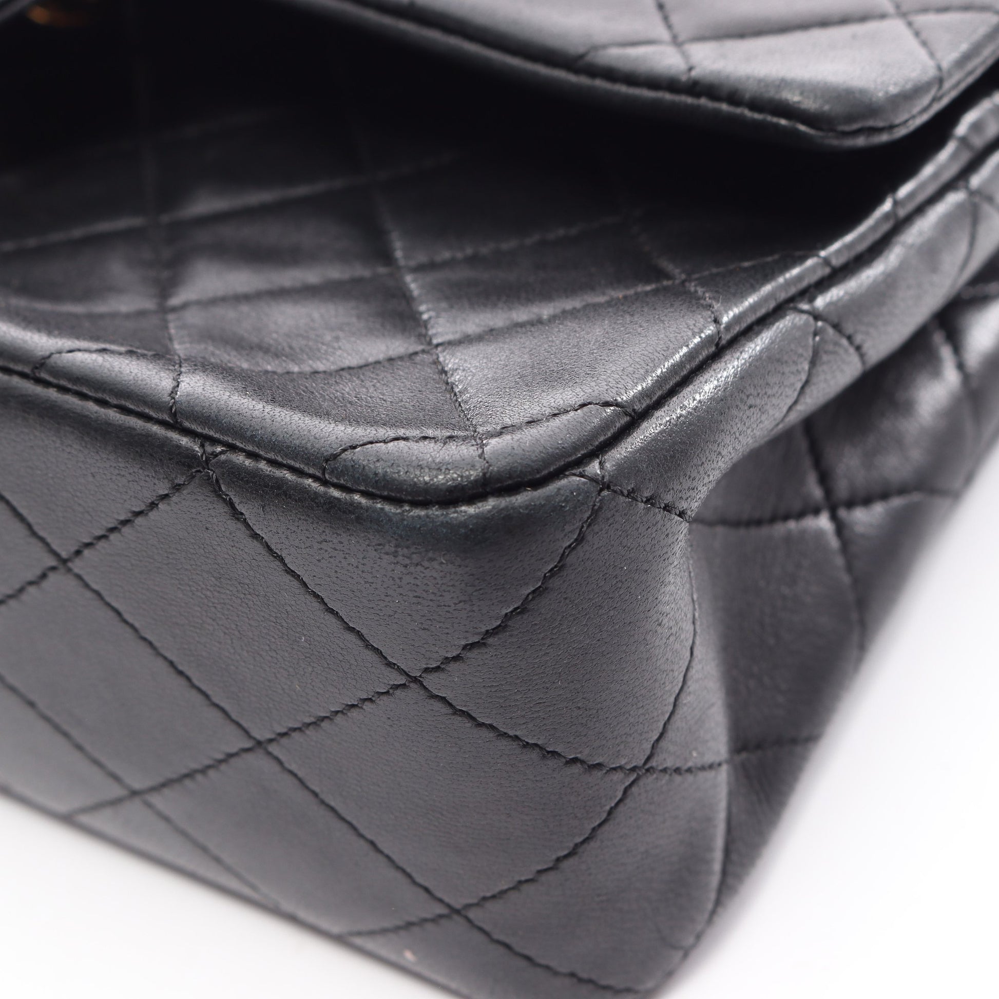 マトラッセ Wフラップ Wチェーンショルダーバッグ ラムスキン ブラック ゴールド金具 シャネル バッグ CHANEL