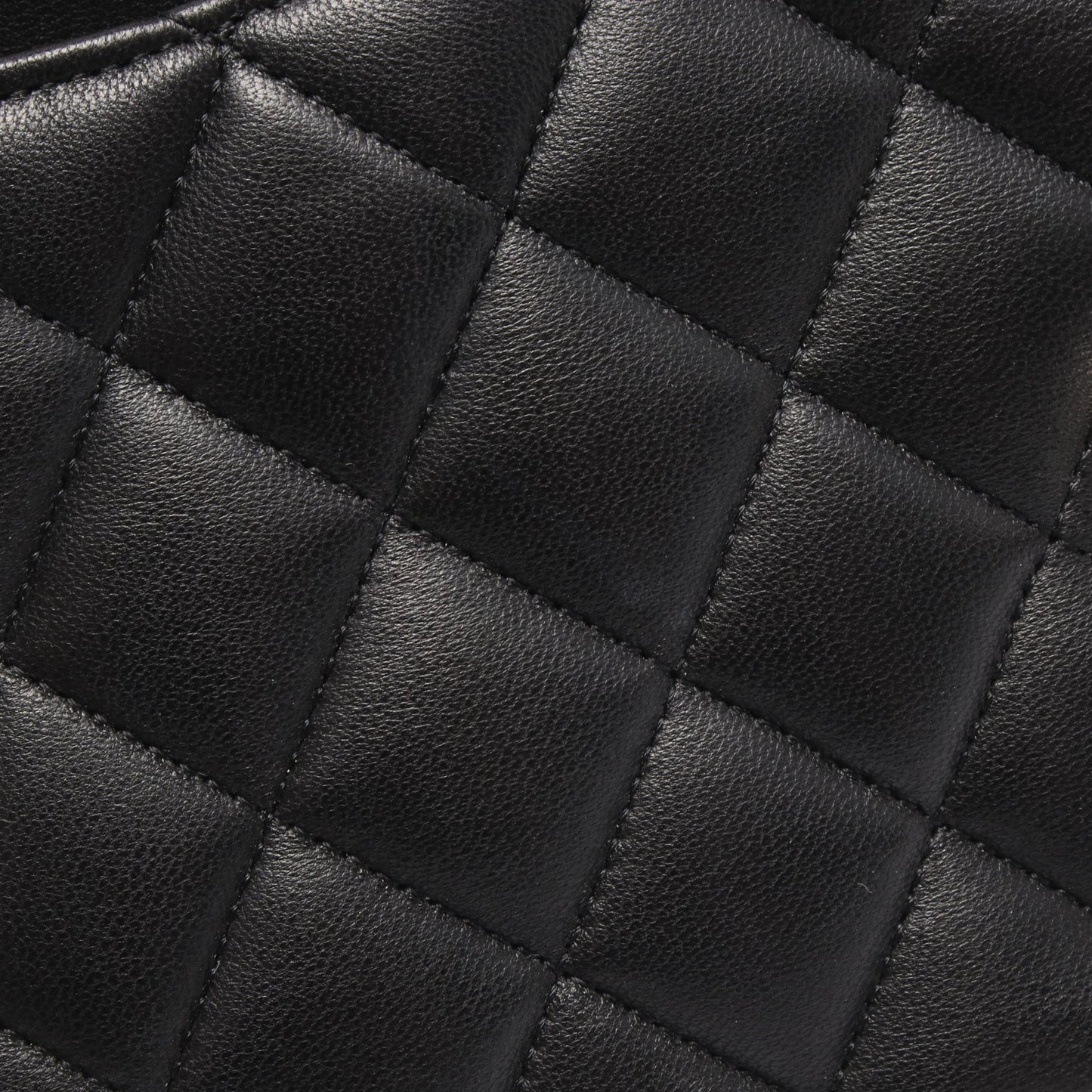 マトラッセ チェーンショルダーバッグ ラムスキン ブラック シルバー金具 シャネル バッグ CHANEL