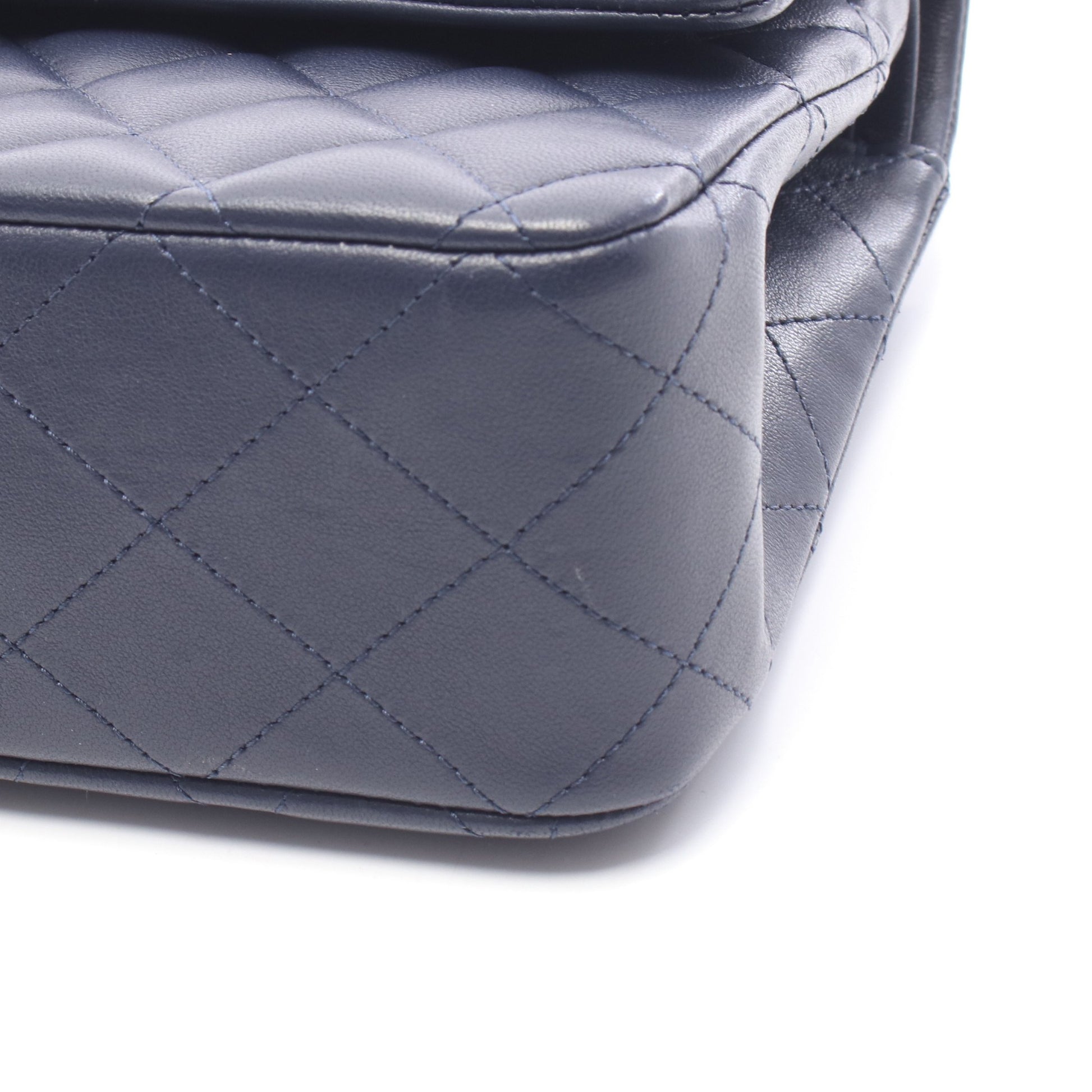 マトラッセ Wフラップ Wチェーンショルダーバッグ ラムスキン ネイビー ゴールド金具 シャネル バッグ CHANEL