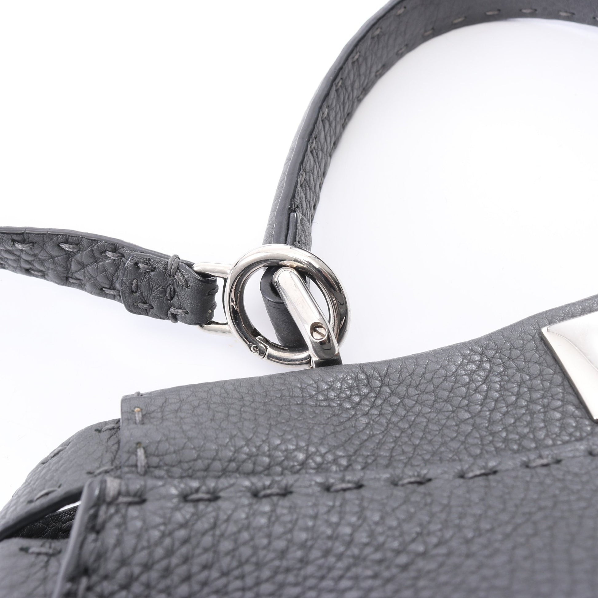 ピーカブー レギュラー セレリア 2WAY ハンドバッグ レザー ダークグレー フェンディ バッグ FENDI