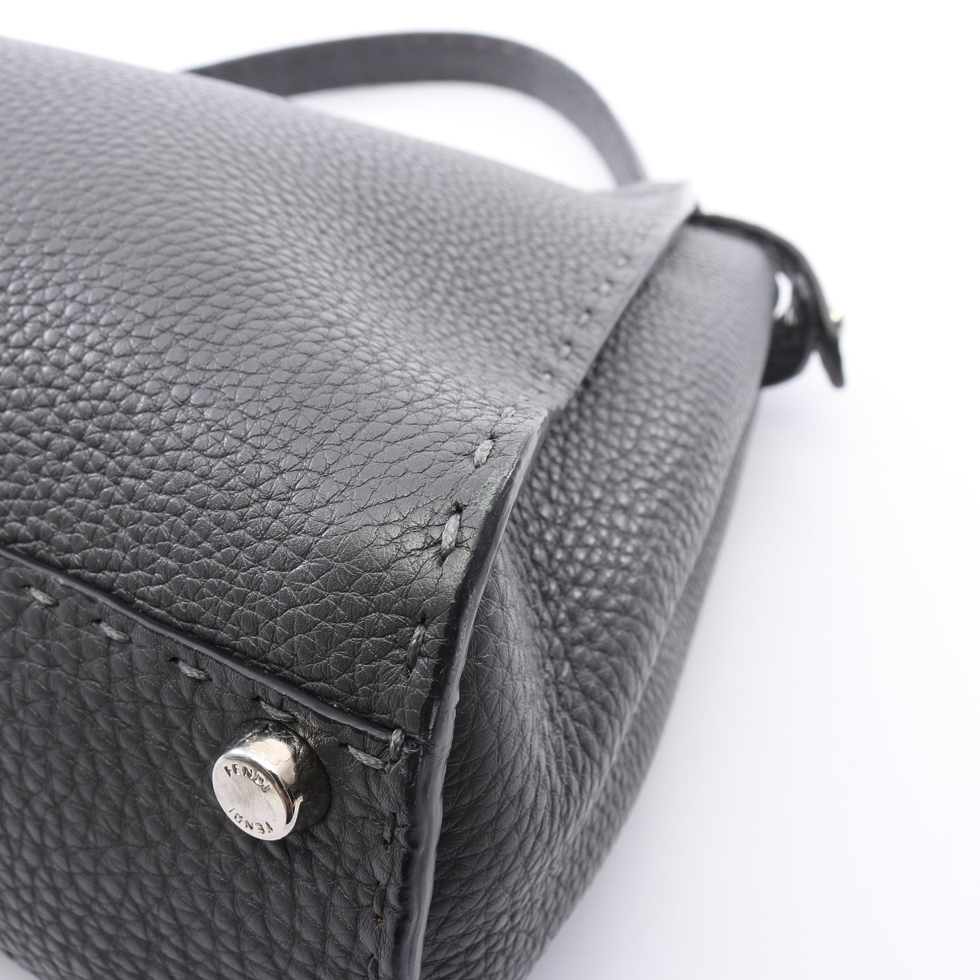 ピーカブー レギュラー セレリア 2WAY ハンドバッグ レザー ダークグレー フェンディ バッグ FENDI