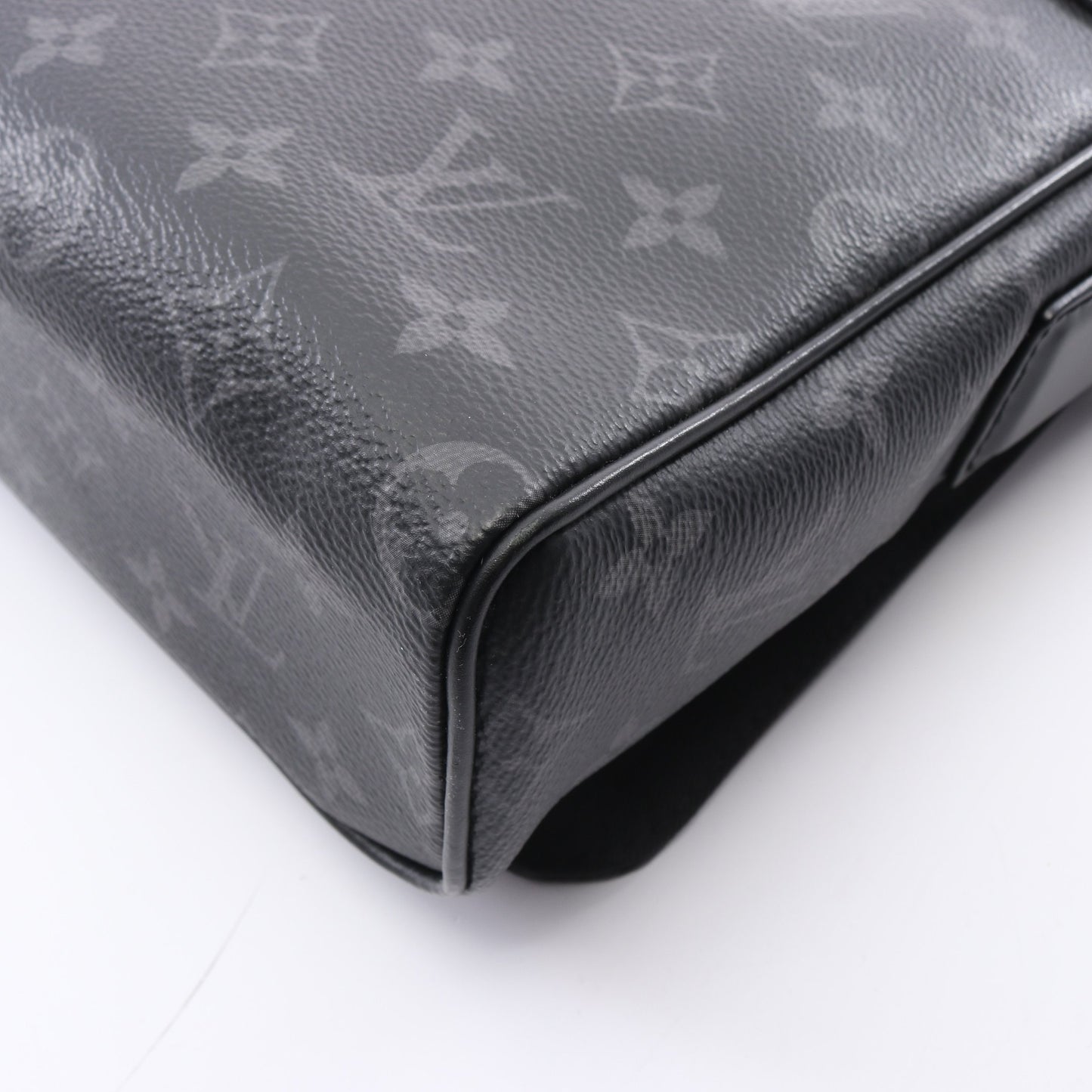 ディストリクトPM NM モノグラムエクリプス ショルダーバッグ PVC レザー ブラック ルイヴィトン バッグ LOUIS VUITTON