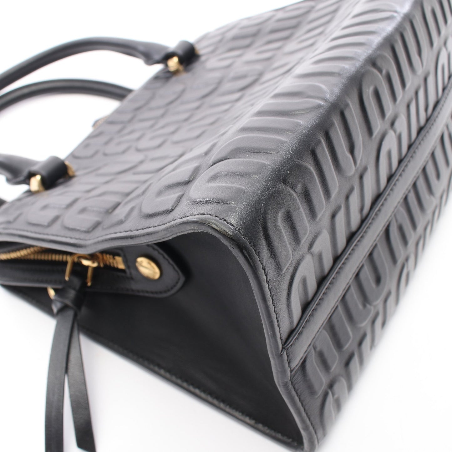 エンボスロゴ 2WAY ハンドバッグ レザー ブラック ミュウミュウ バッグ miu miu
