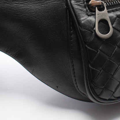 イントレチャート ボディバッグ レザー ブラック ボッテガヴェネタ バッグ BOTTEGA VENETA