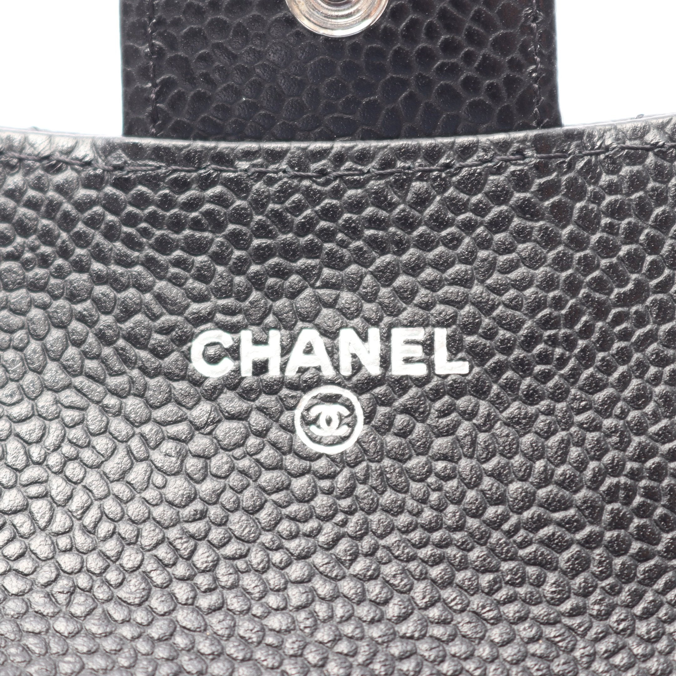 超美品！CHANEL 財布　ミニ　キャビアスキン マトラッセ　カードケース マトラッセ カードケース キャビアスキン ブラック シルバー金具