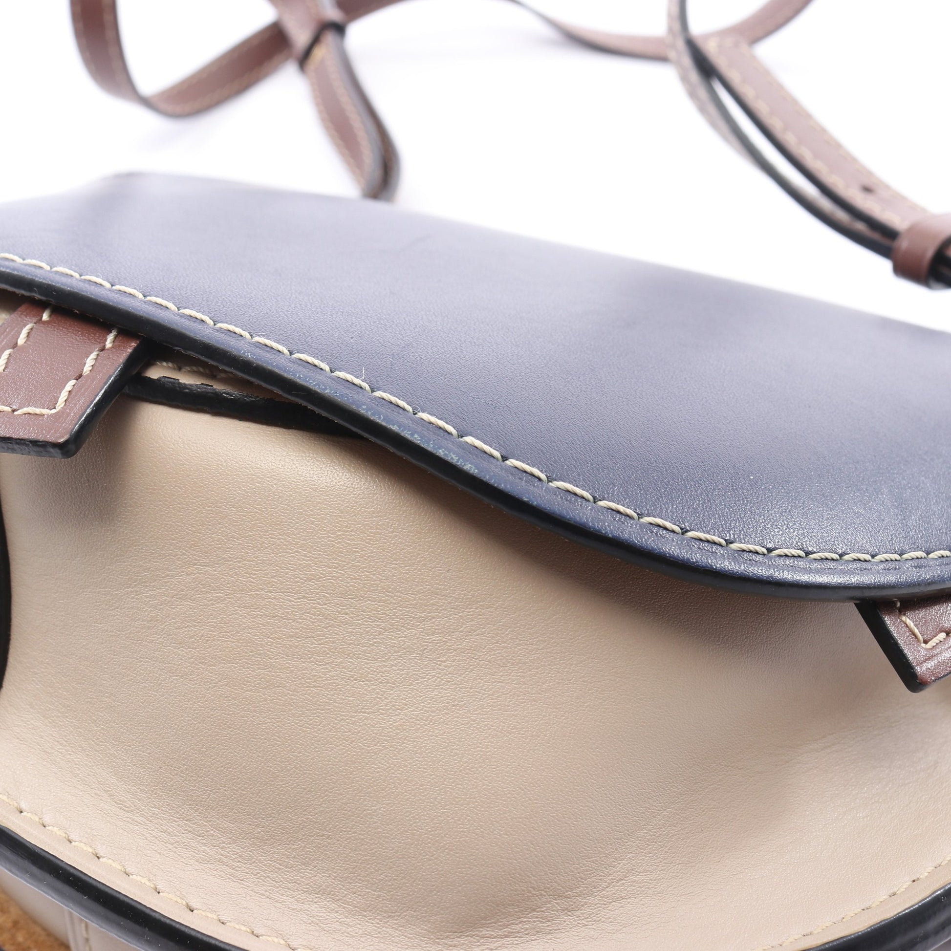 ゲート スモール ショルダーバッグ レザー ネイビー ライトベージュ ダークブラウン ロエベ バッグ LOEWE
