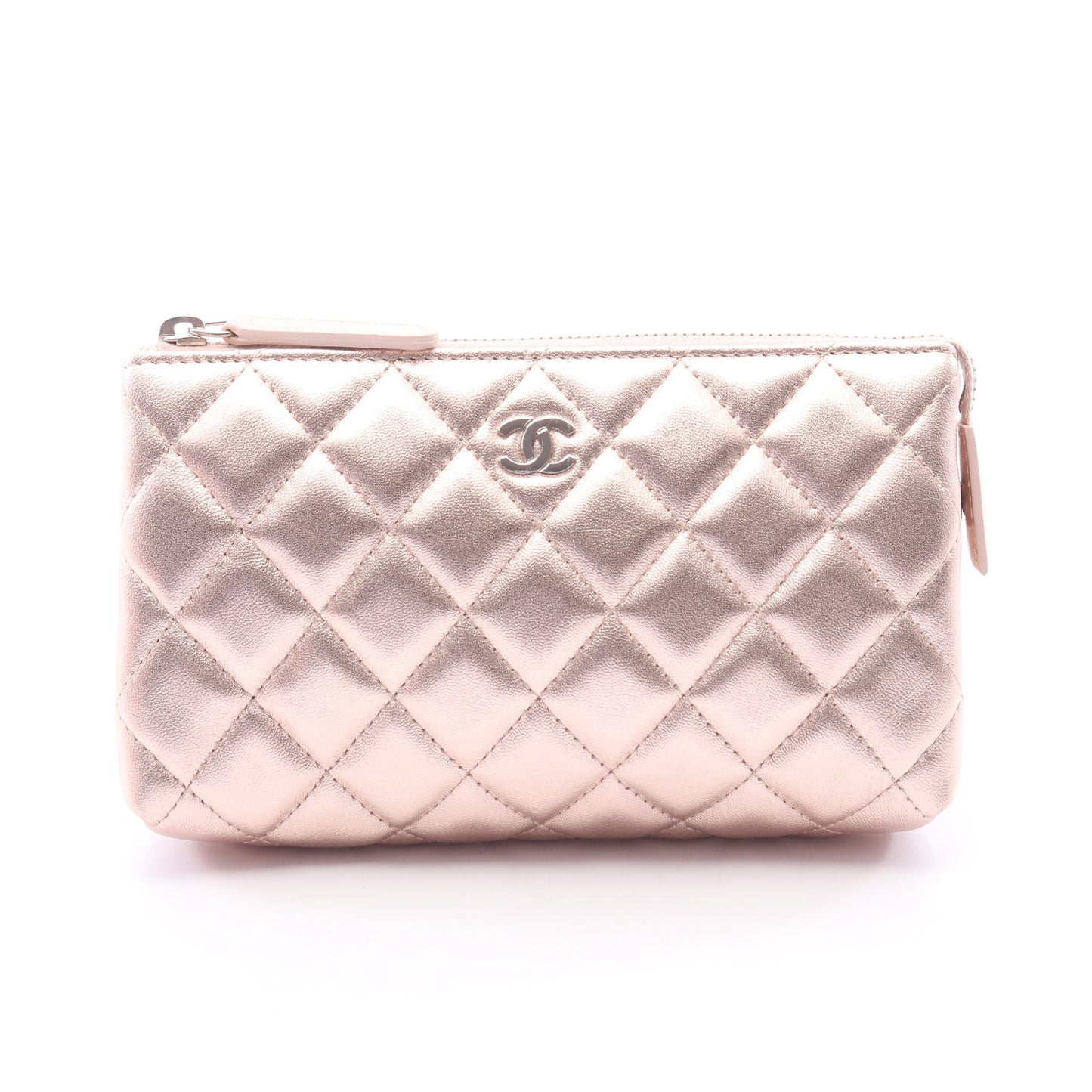 マトラッセ メタリック ポーチ ラムスキン ライトピンク シルバー金具 シャネル 財布・小物 CHANEL
