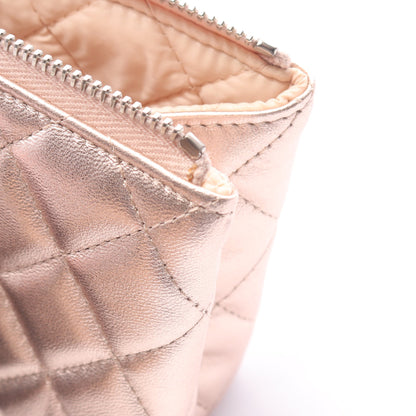 マトラッセ メタリック ポーチ ラムスキン ライトピンク シルバー金具 シャネル 財布・小物 CHANEL