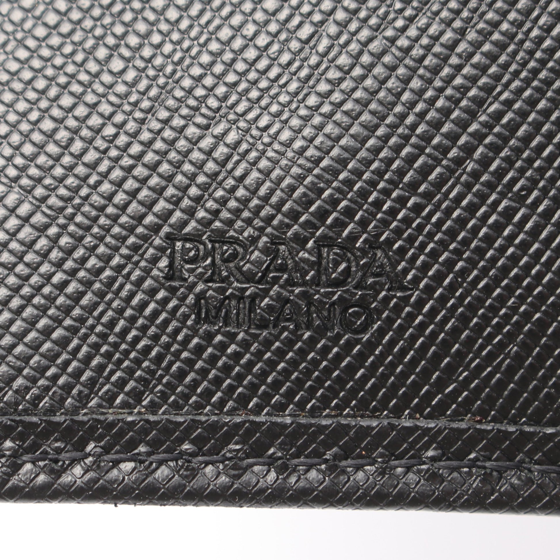 三角プレート 6連 キーケース サフィアーノレザー ブラック プラダ 財布・小物 PRADA