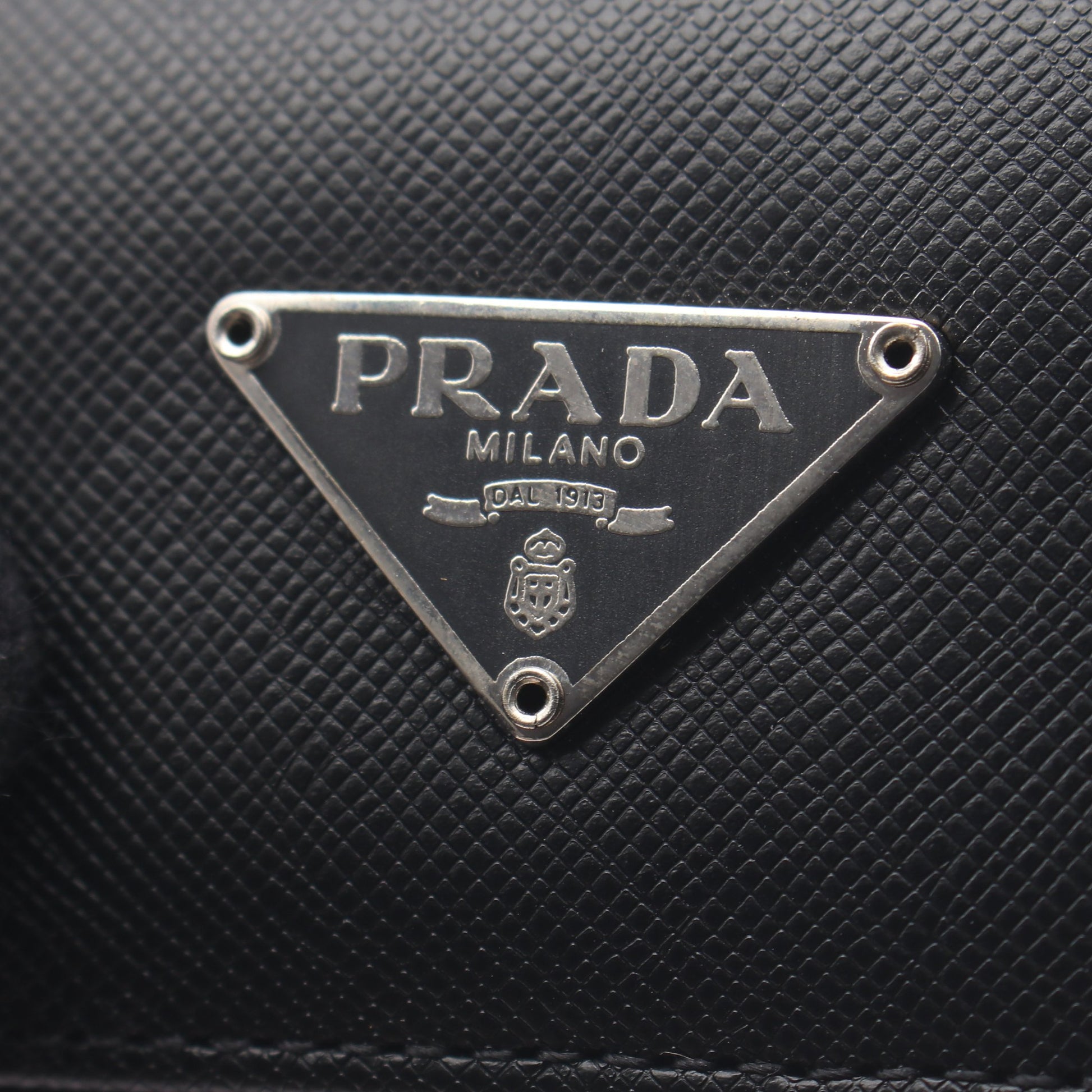 三角プレート 6連 キーケース サフィアーノレザー ブラック プラダ 財布・小物 PRADA