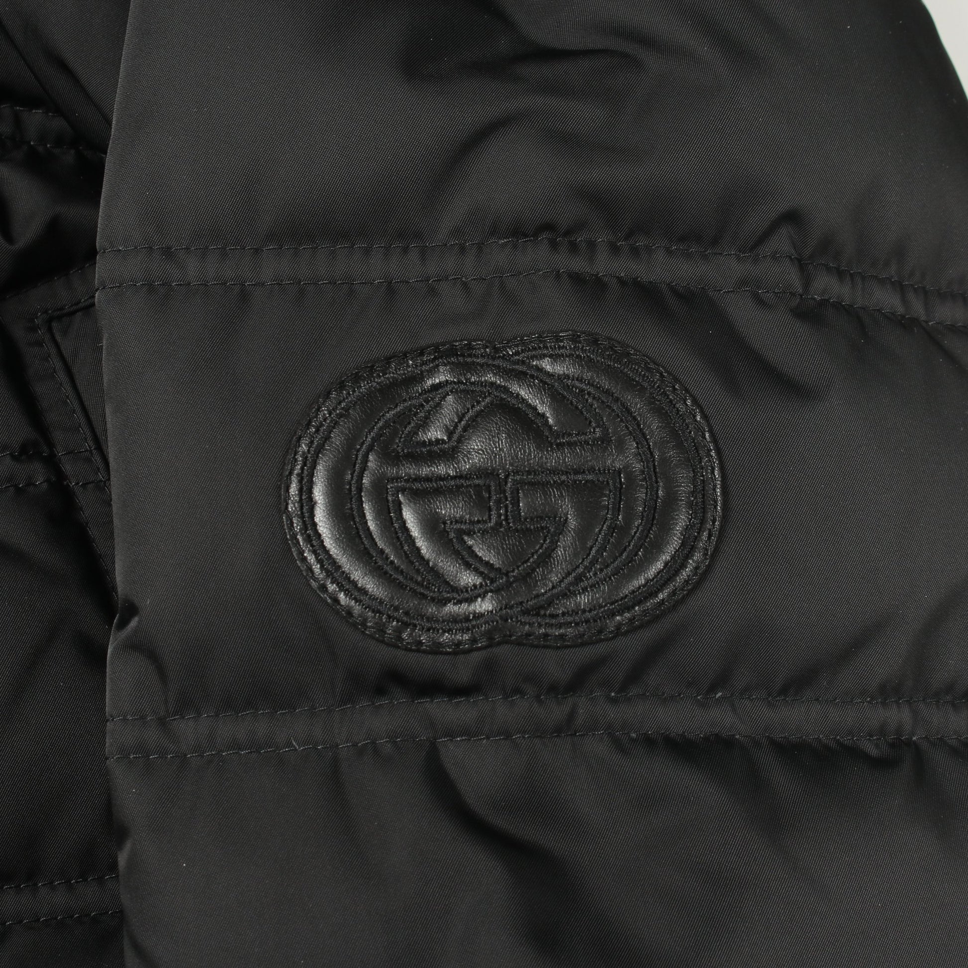 ダウンジャケット ブラック グッチ アウター GUCCI
