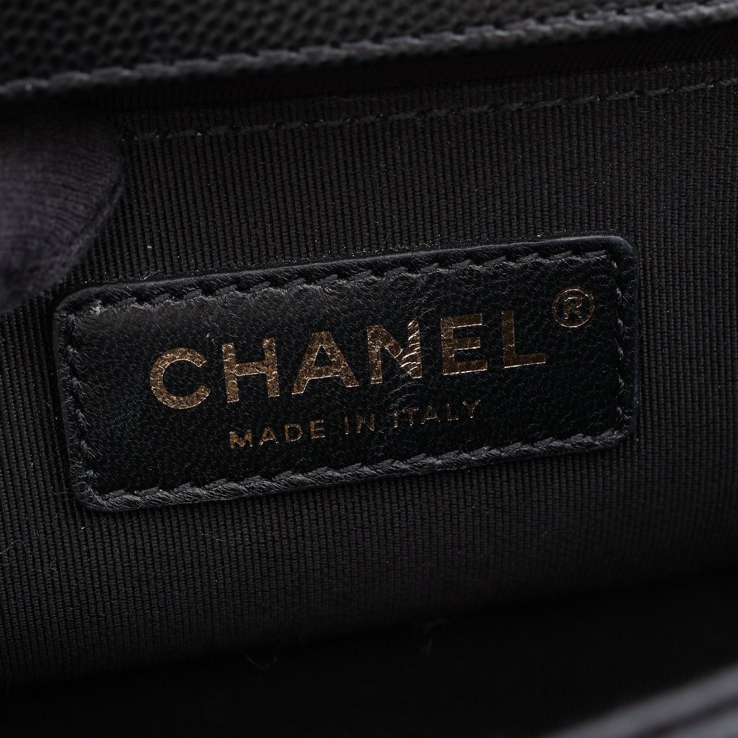 ボーイシャネル スモール チェーンショルダーバッグ キャビアスキン ブラック ゴールド金具 シャネル バッグ CHANEL