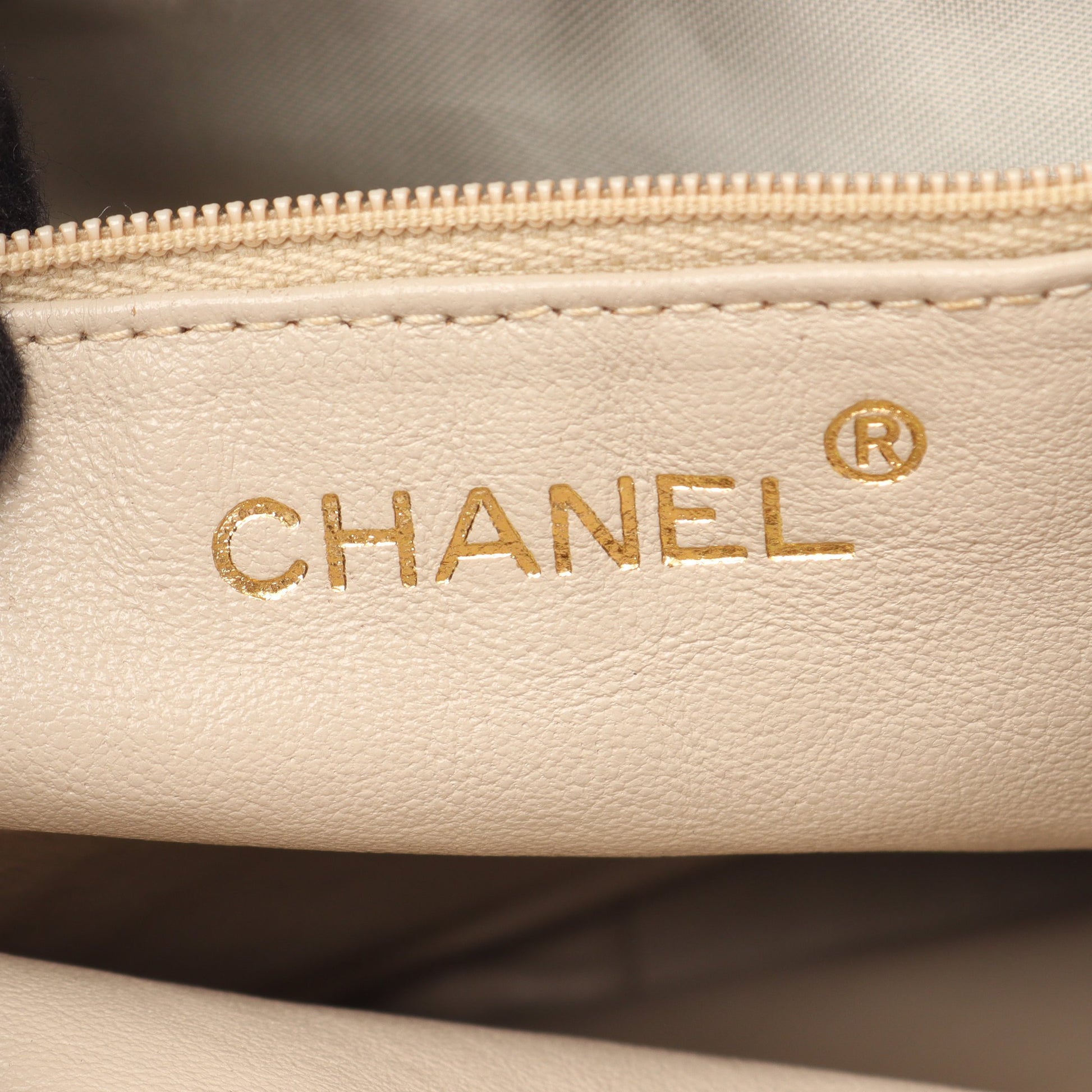 ココマーク ダイヤステッチ ショルダーバッグ ラムスキン ベージュ ゴールド金具 シャネル バッグ CHANEL