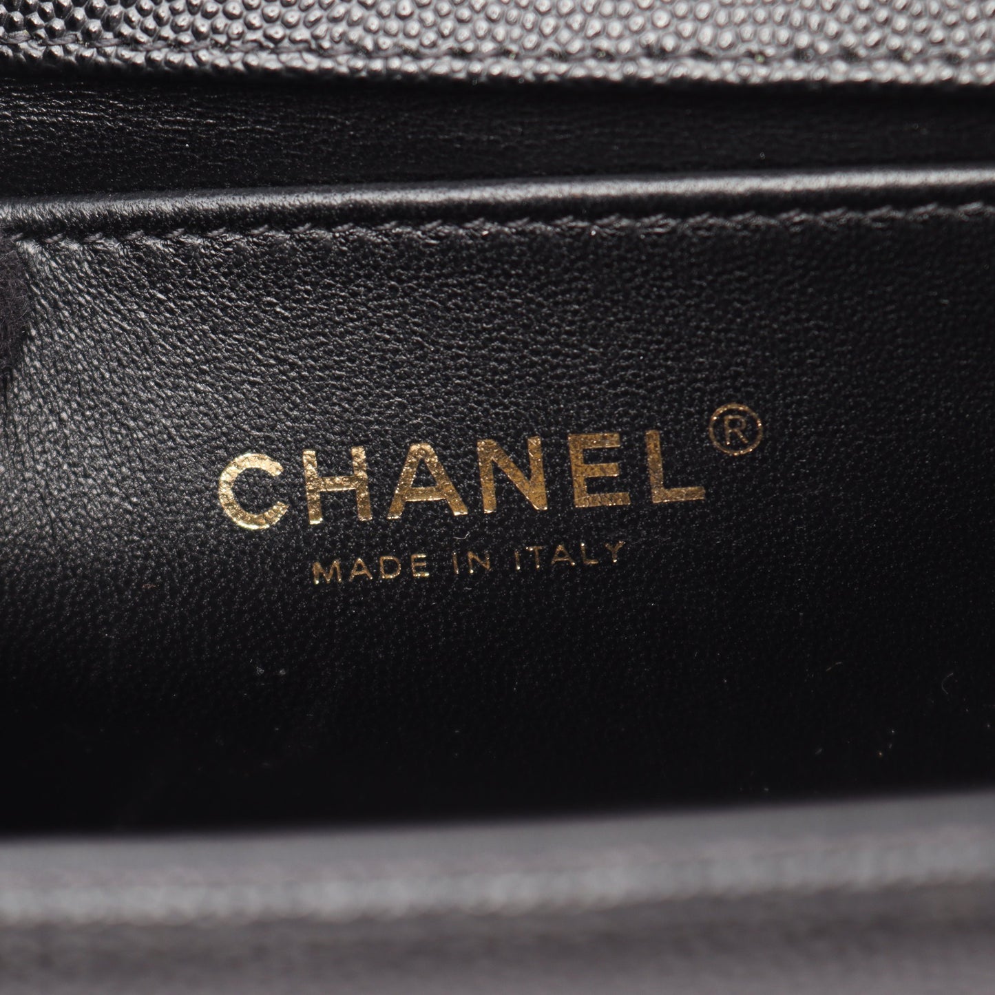 ボーイシャネル チェーンショルダーバッグ キャビアスキン ブラック ゴールド金具 シャネル バッグ CHANEL