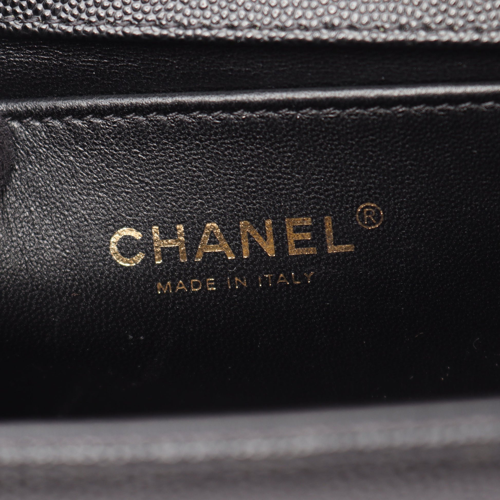 ボーイシャネル チェーンショルダーバッグ キャビアスキン ブラック ゴールド金具 シャネル バッグ CHANEL