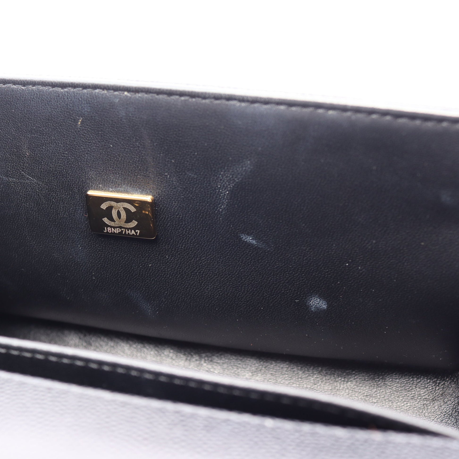 ボーイシャネル チェーンショルダーバッグ キャビアスキン ブラック ゴールド金具 シャネル バッグ CHANEL