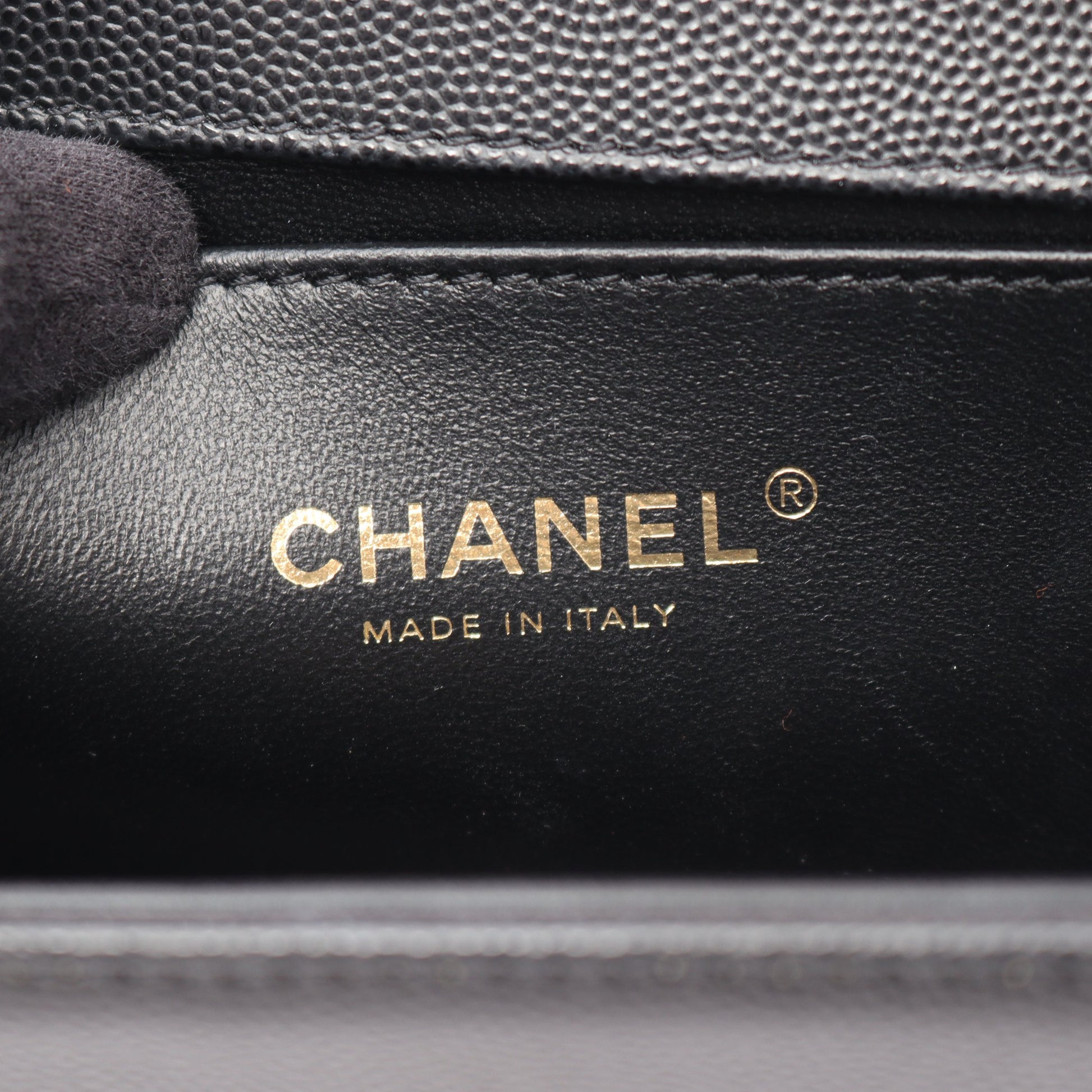 ボーイシャネル チェーンショルダーバッグ キャビアスキン ブラック ゴールド金具 シャネル バッグ CHANEL