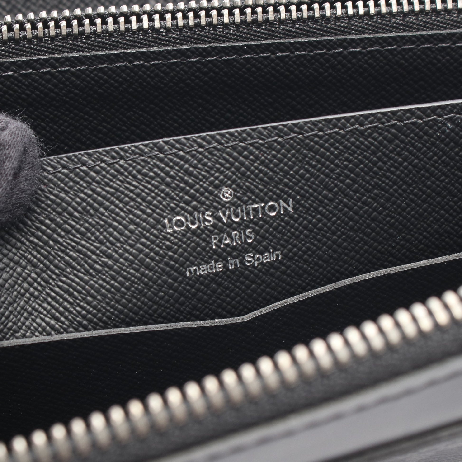 ジッピーXL モノグラムエクリプス ラウンドファスナー長財布 PVC レザー ブラック ルイヴィトン 財布・小物 LOUIS VUITTON