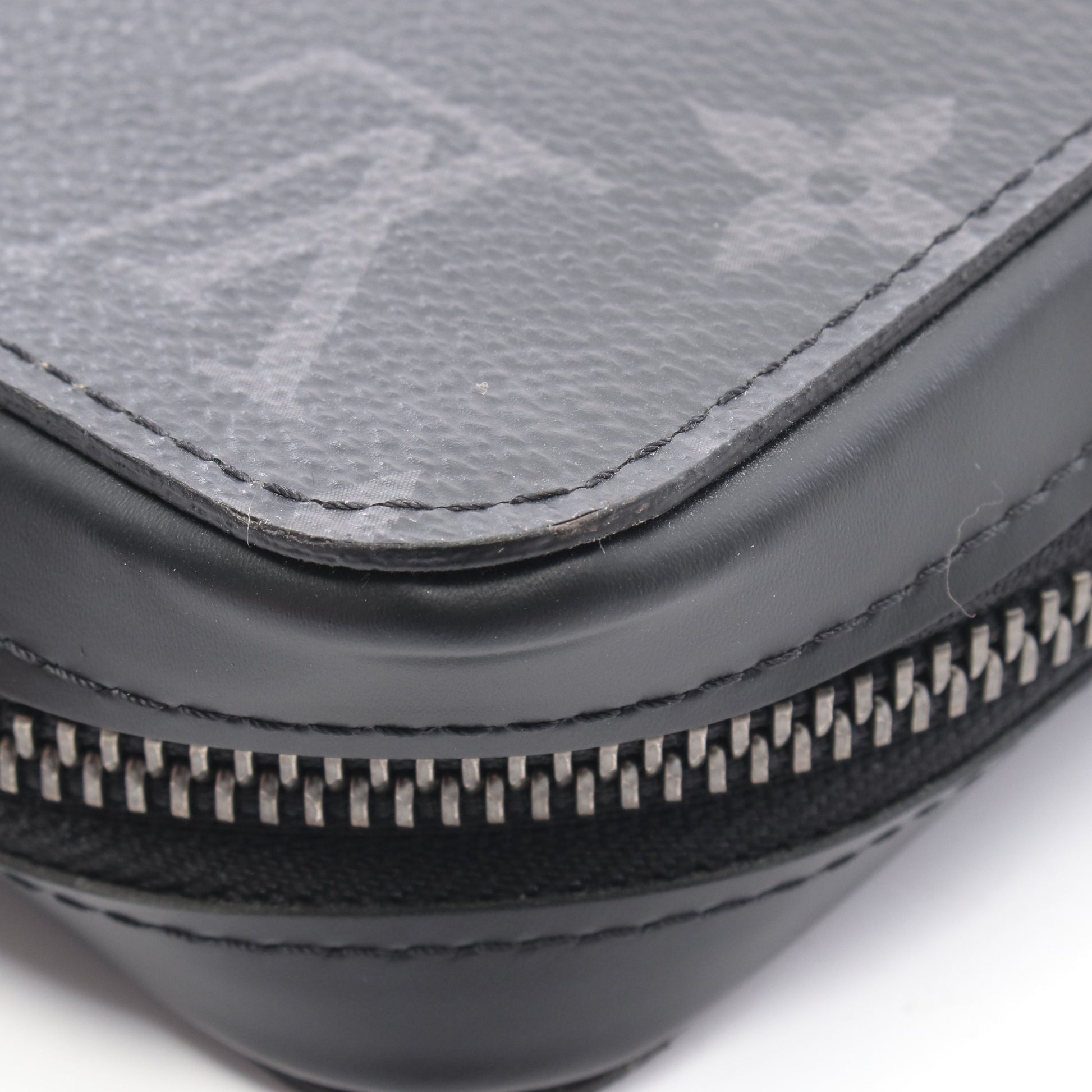ジッピーXL モノグラムエクリプス ラウンドファスナー長財布 PVC レザー ブラック ルイヴィトン 財布・小物 LOUIS VUITTON