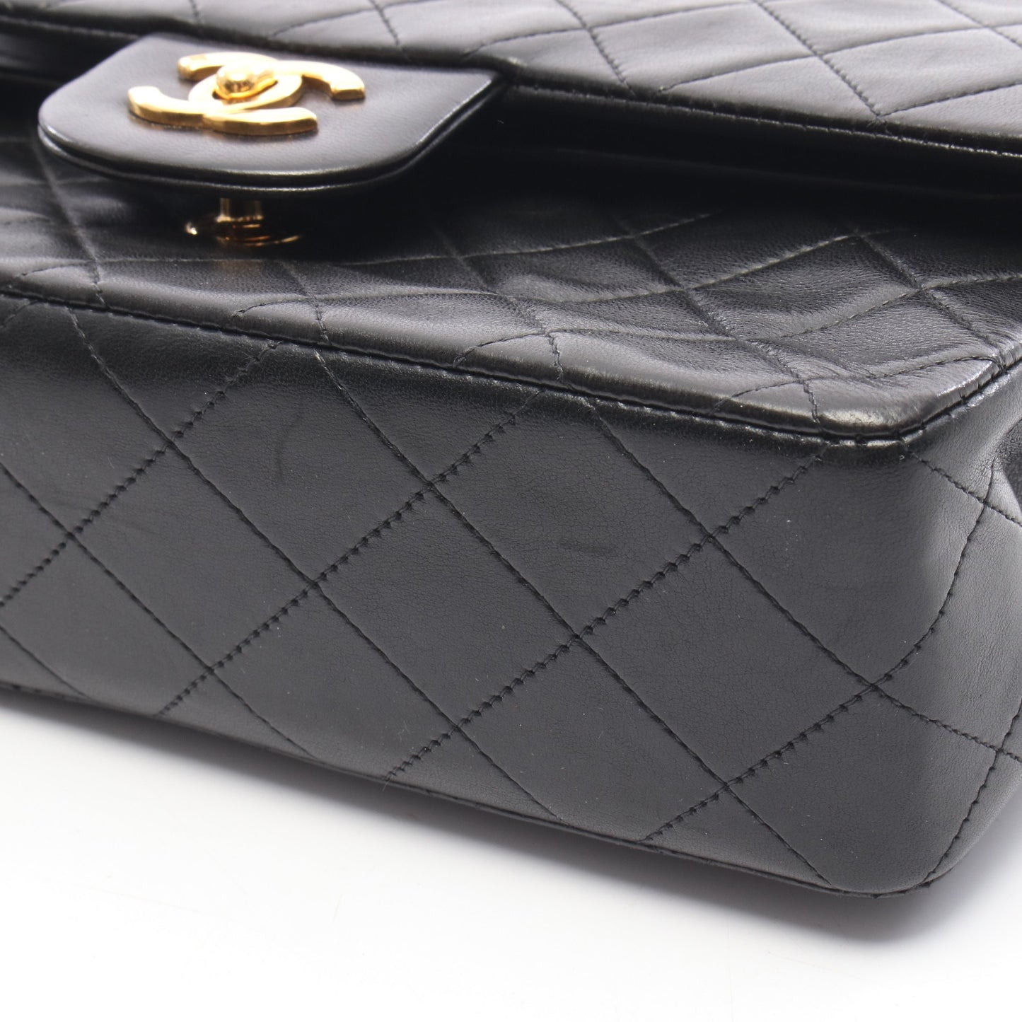 マトラッセ Wフラップ Wチェーンショルダーバッグ ラムスキン ブラック ゴールド金具 シャネル バッグ CHANEL