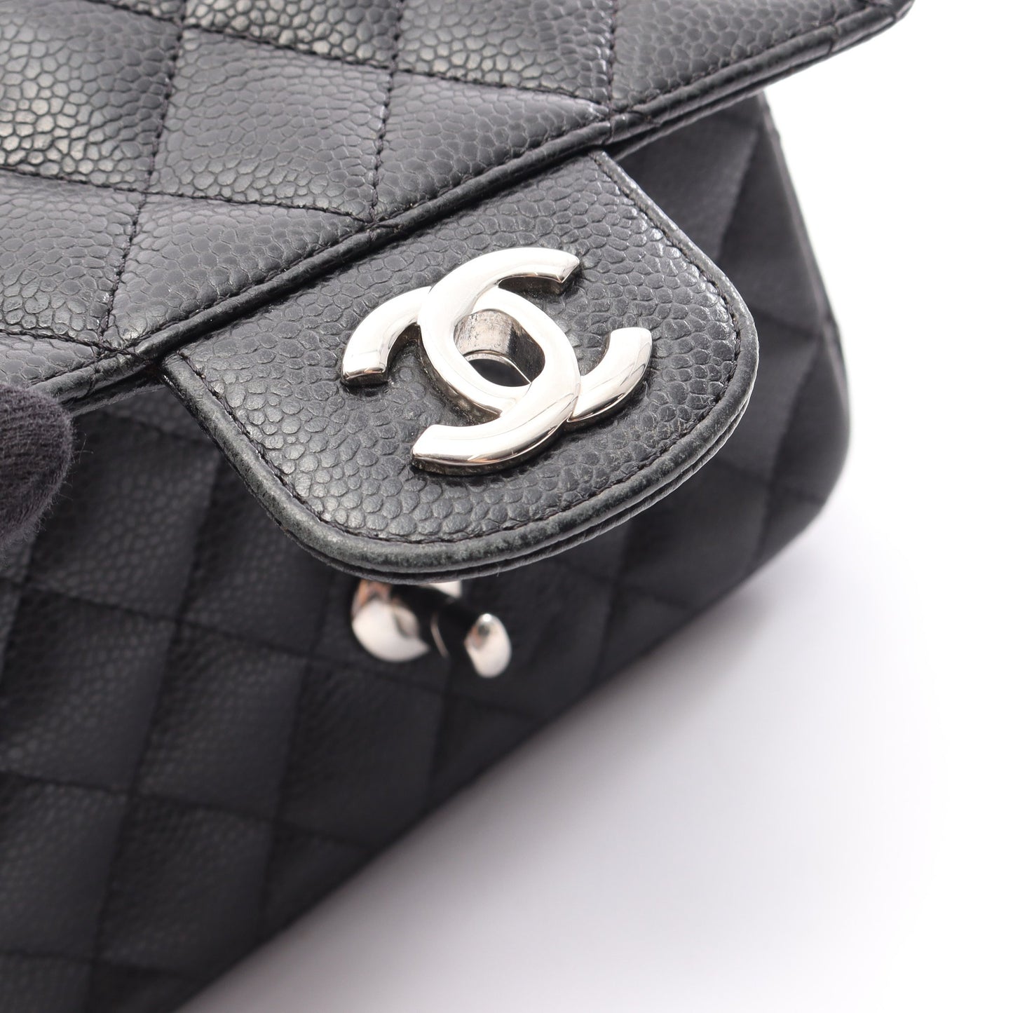 ミニマトラッセ チェーンショルダーバッグ キャビアスキン ブラック シルバー金具 シャネル バッグ CHANEL