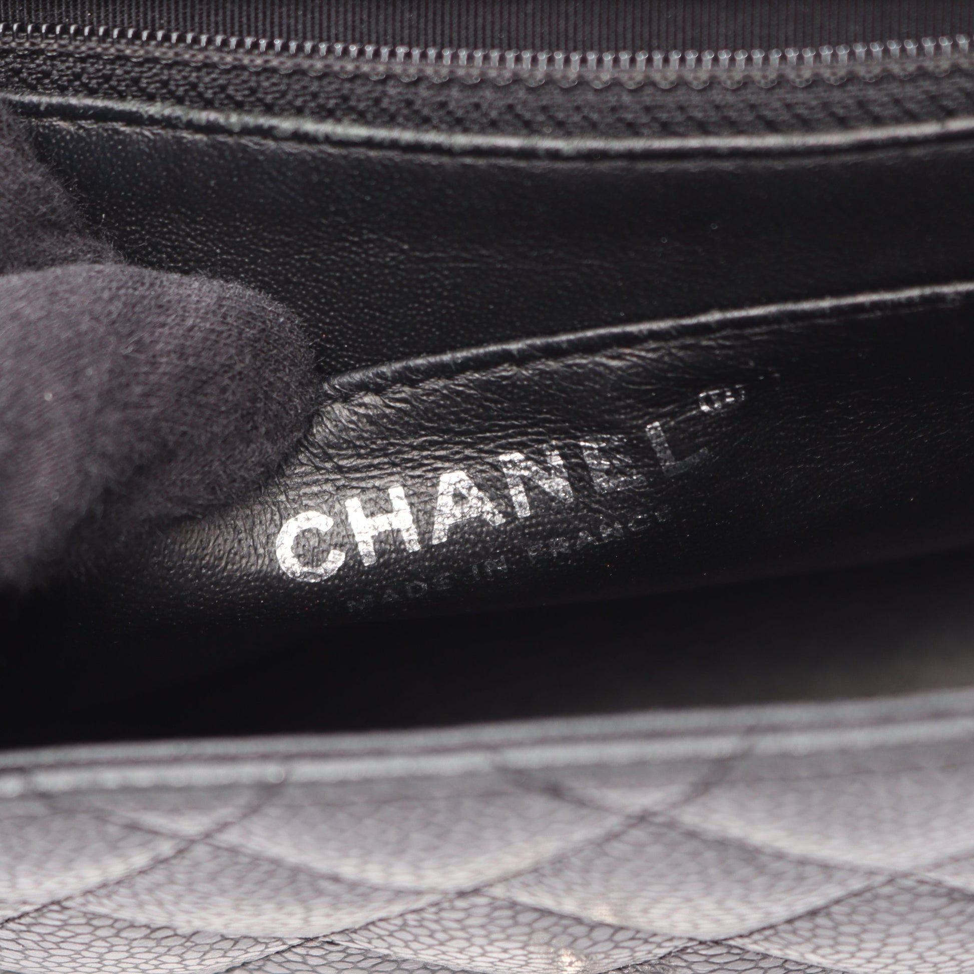 ミニマトラッセ チェーンショルダーバッグ キャビアスキン ブラック シルバー金具 シャネル バッグ CHANEL