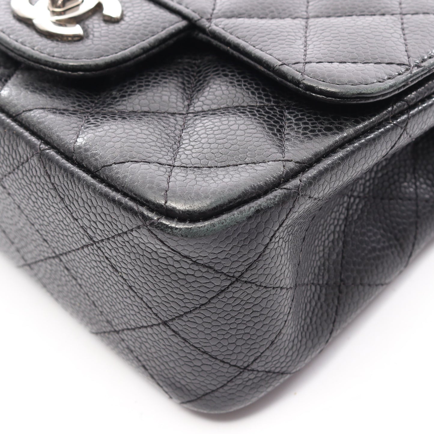 ミニマトラッセ チェーンショルダーバッグ キャビアスキン ブラック シルバー金具 シャネル バッグ CHANEL