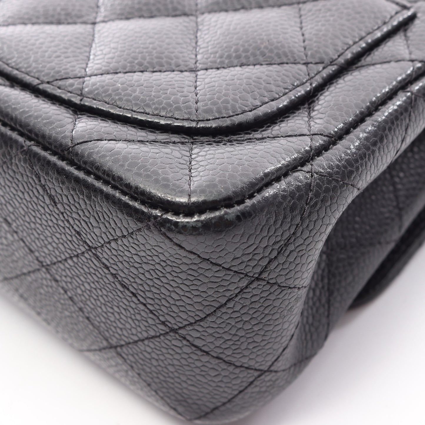ミニマトラッセ チェーンショルダーバッグ キャビアスキン ブラック シルバー金具 シャネル バッグ CHANEL