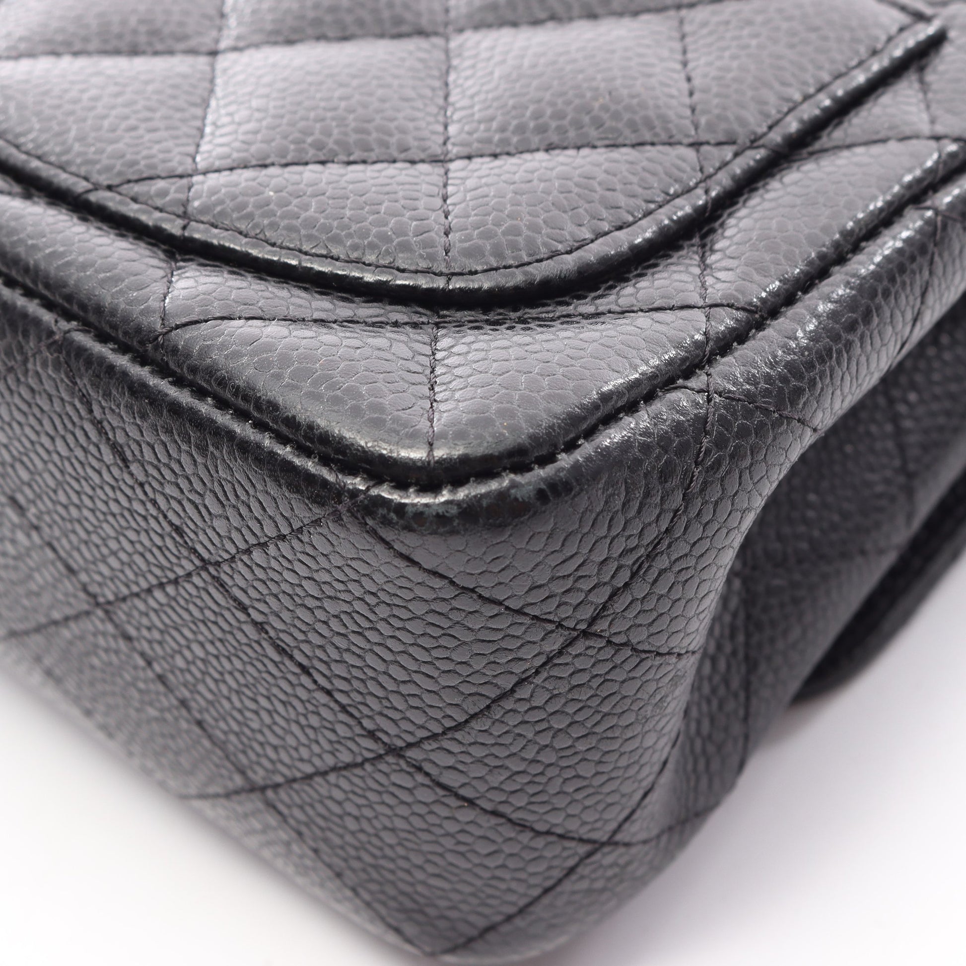 ミニマトラッセ チェーンショルダーバッグ キャビアスキン ブラック シルバー金具 シャネル バッグ CHANEL