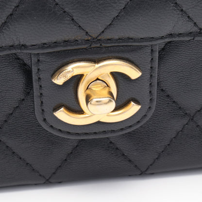 マトラッセ スモールフラップ チェーンショルダーバッグ レザー ブラック ゴールド金具 シャネル バッグ CHANEL