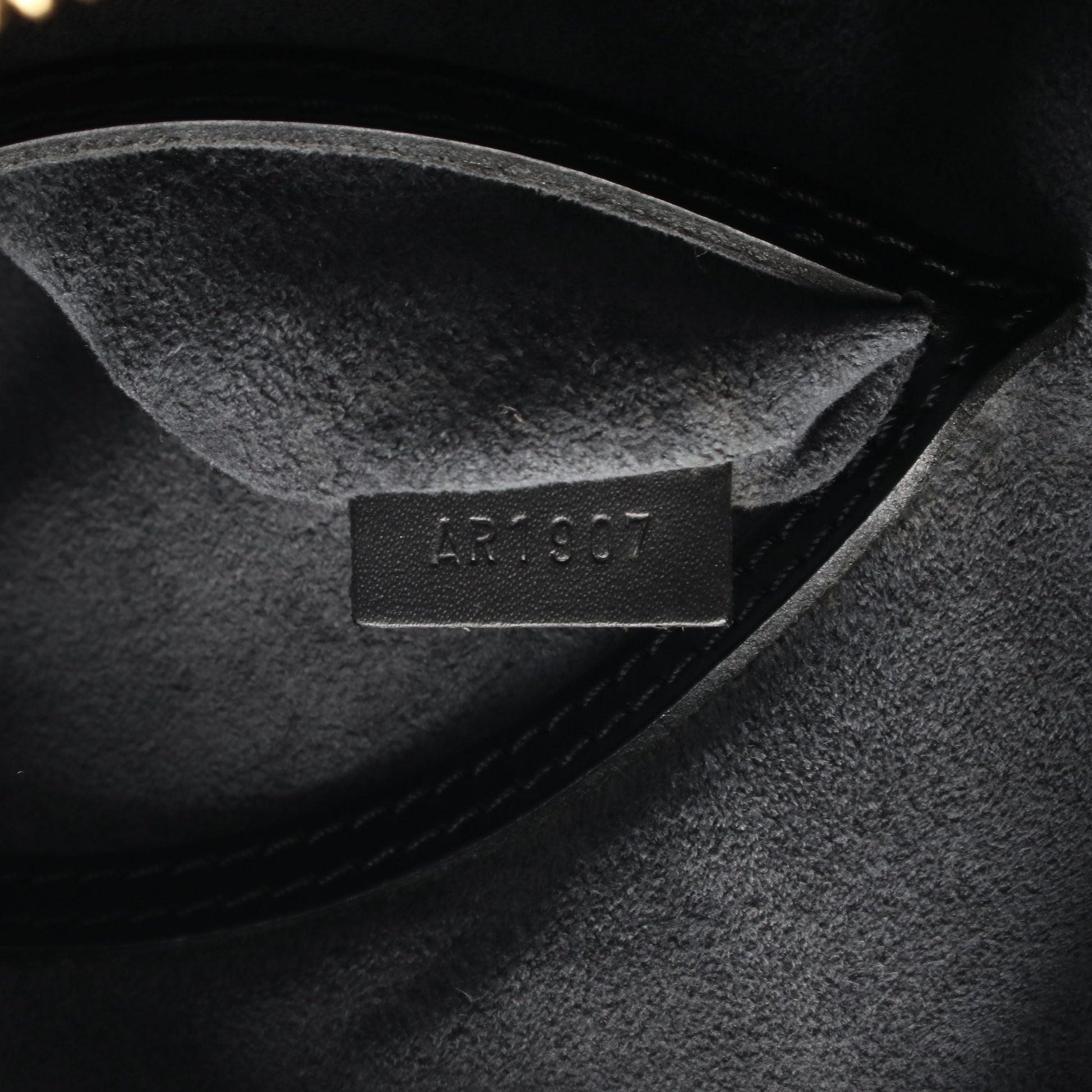 アルマ エピ ノワール ハンドバッグ レザー ブラック ルイヴィトン バッグ LOUIS VUITTON