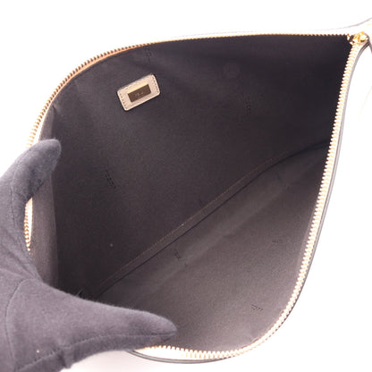 Large Flat Pouch クラッチバッグ レザー ピンクベージュ フェンディ