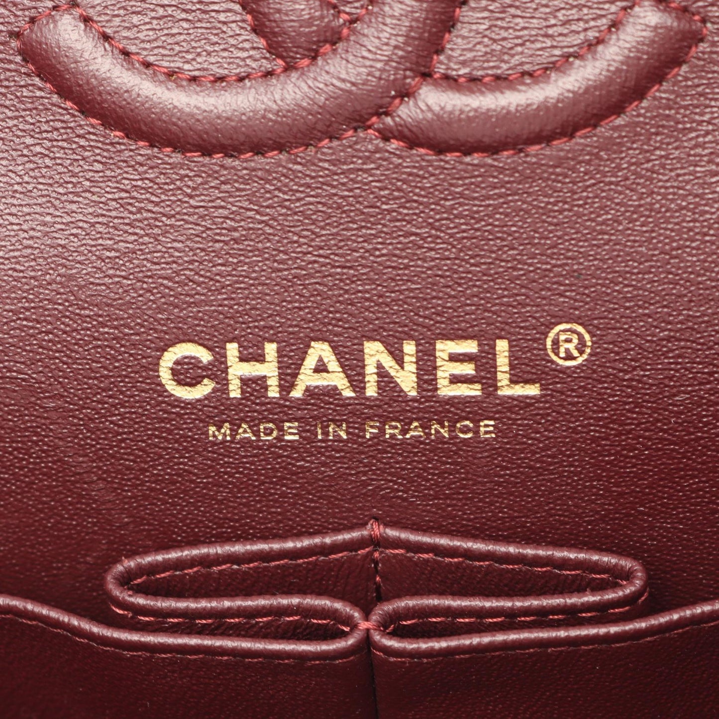マトラッセ Wフラップ Wチェーンショルダーバッグ キャビアスキン ブラック ゴールド金具 シャネル バッグ CHANEL