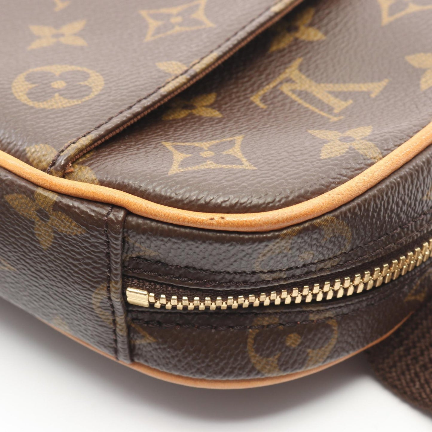 ポシェットガンジュ モノグラム ボディバッグ PVC レザー ブラウン ルイヴィトン バッグ LOUIS VUITTON