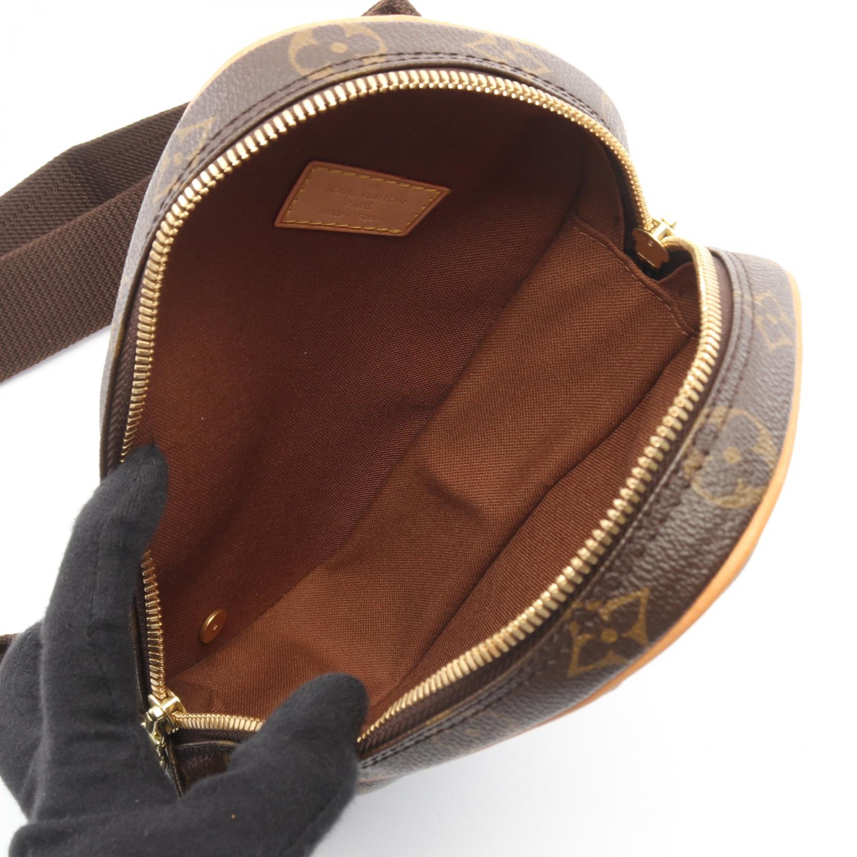 ポシェットガンジュ モノグラム ボディバッグ PVC レザー ブラウン ルイヴィトン バッグ LOUIS VUITTON