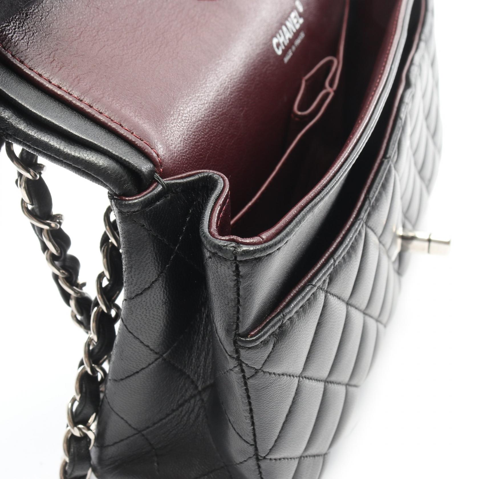 マトラッセ Wフラップ Wチェーンショルダーバッグ ラムスキン ブラック シルバー金具 シャネル バッグ CHANEL