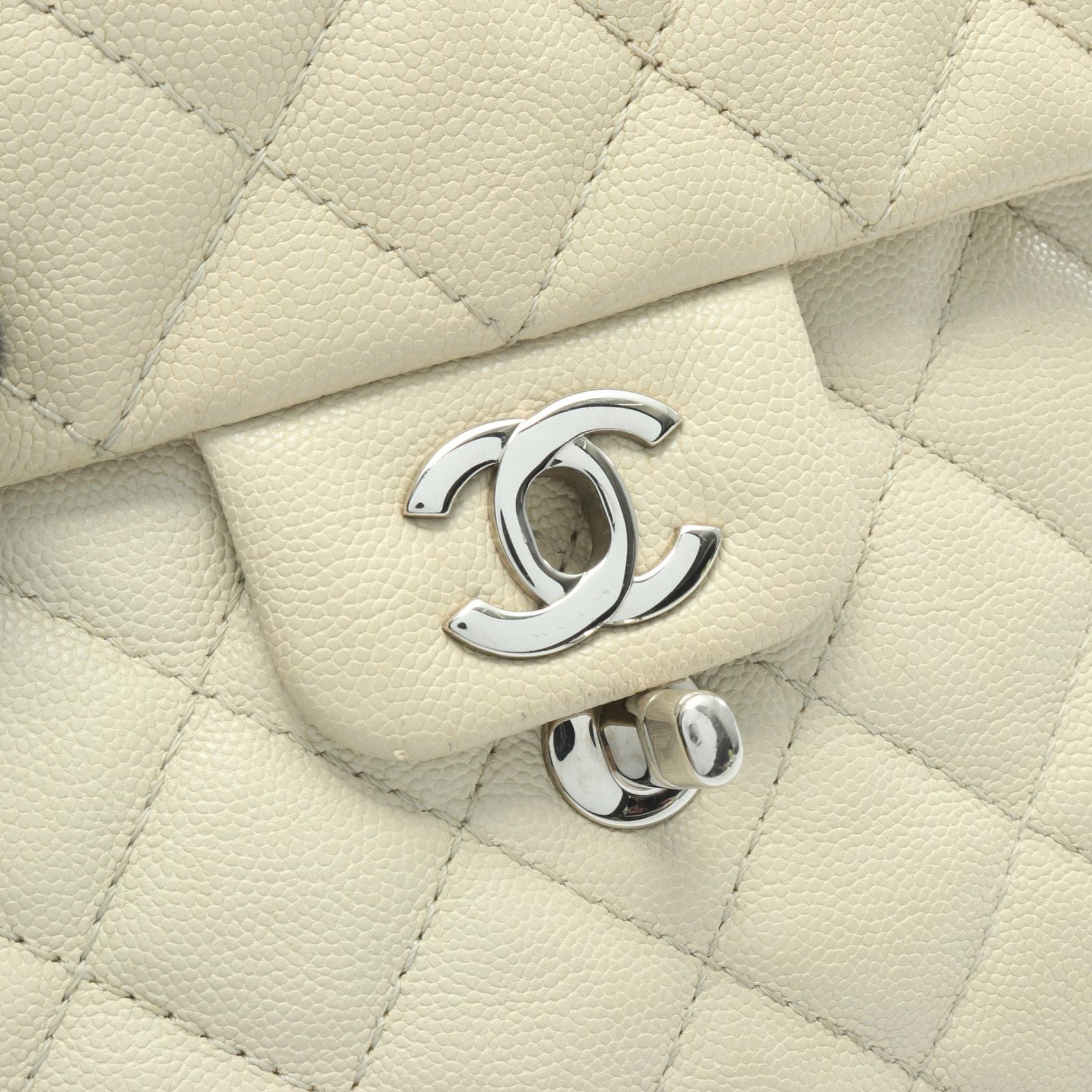 マトラッセ スモールフラップ チェーンショルダーバッグ キャビアスキン アイボリー シルバー金具 シャネル バッグ CHANEL