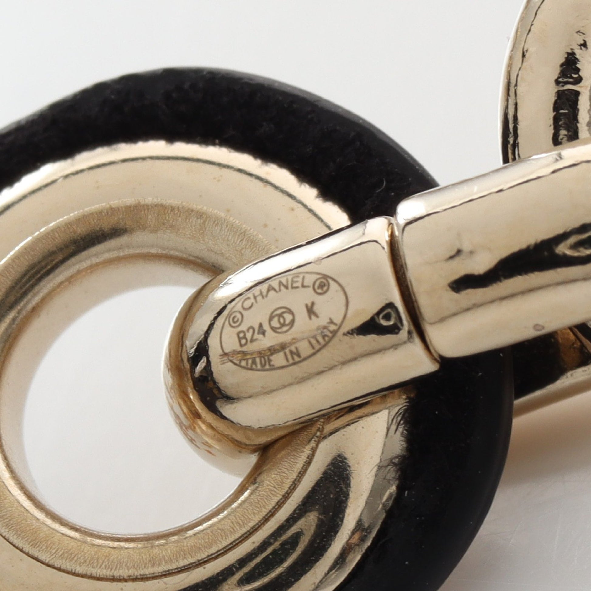 ココマーク リボン チェーン ベルト レザー GP ブラック ゴールド ゴールド金具 B24K シャネル 財布・小物 CHANEL