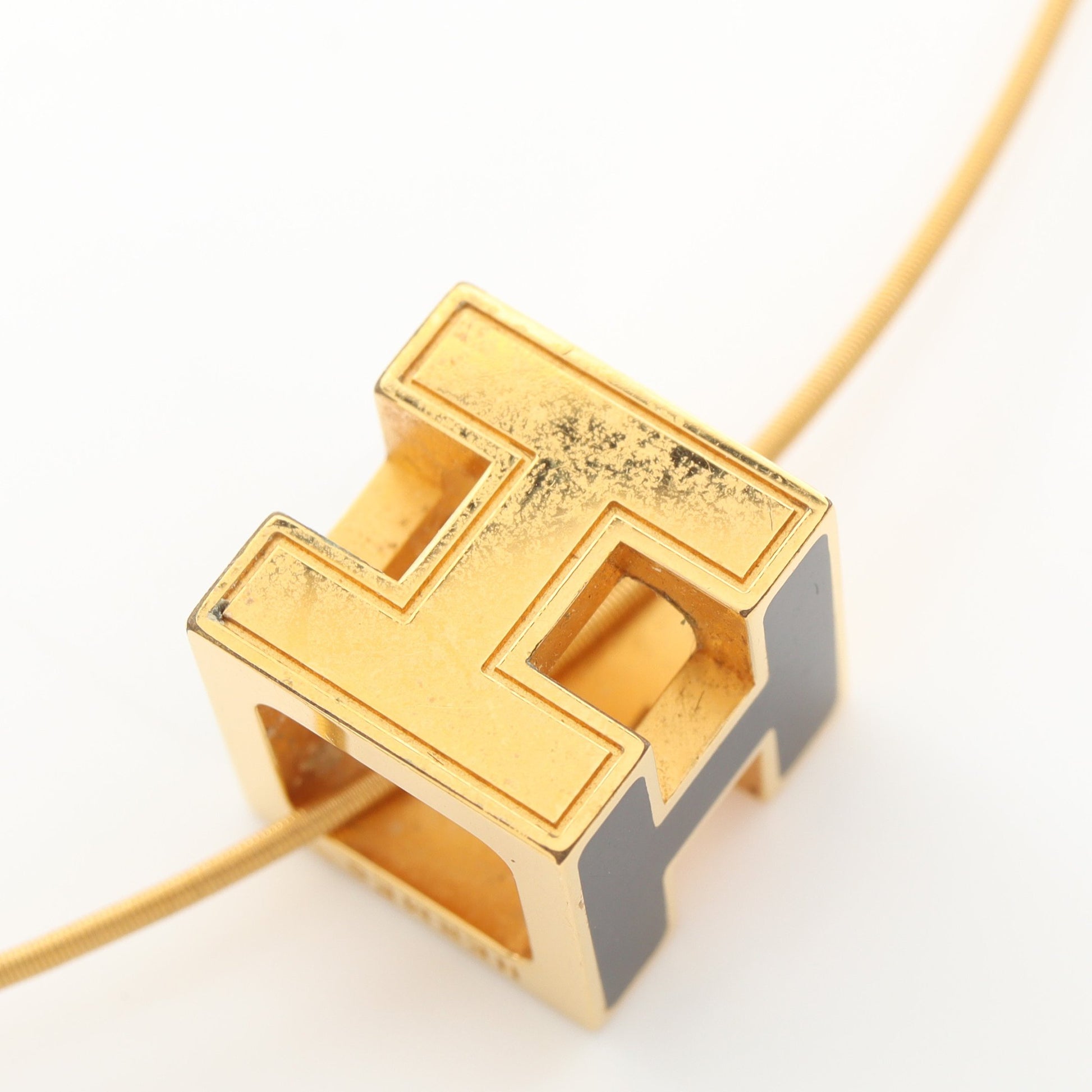 カージュドアッシュ Hキューブ ネックレス GP ゴールド ブラック エルメス アクセサリー HERMES