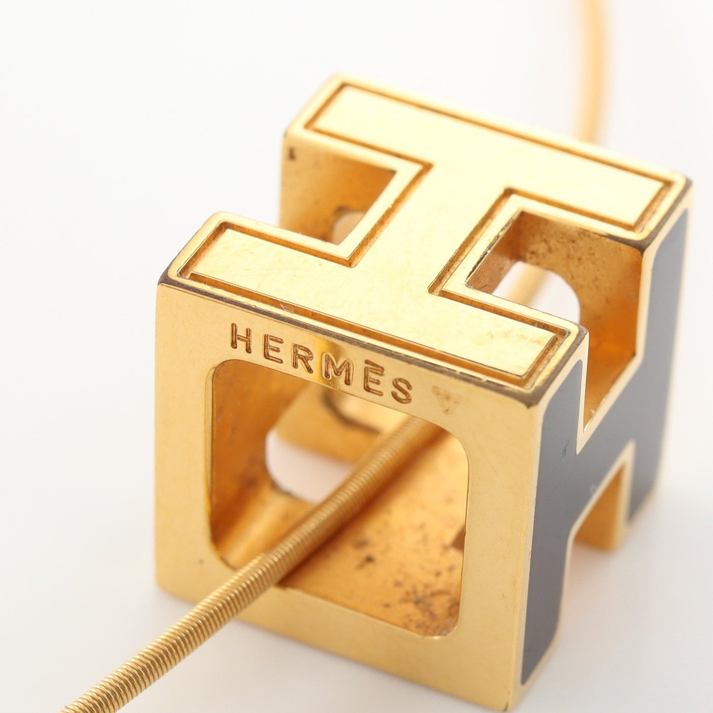 カージュドアッシュ Hキューブ ネックレス GP ゴールド ブラック エルメス アクセサリー HERMES