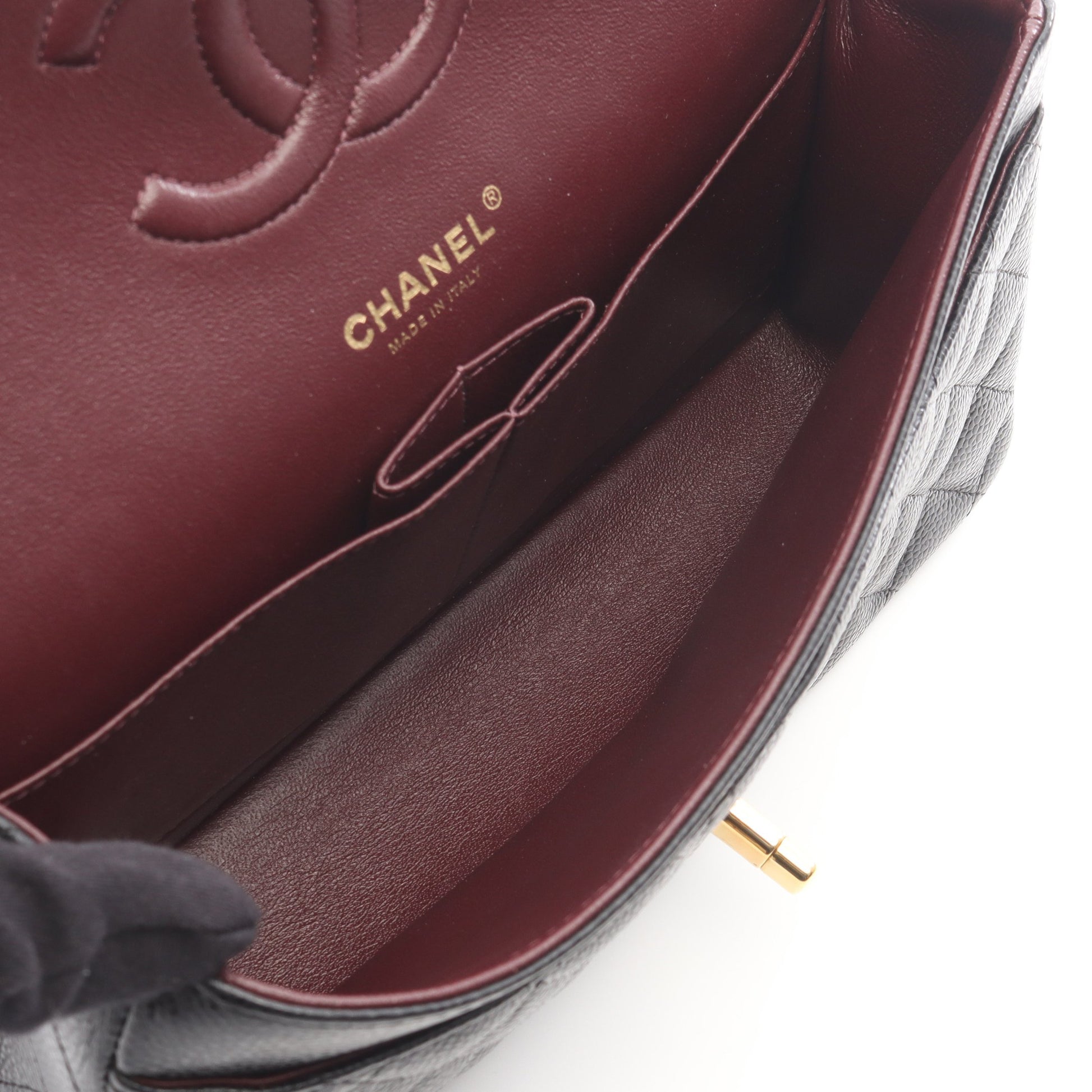 マトラッセ Wフラップ Wチェーンショルダーバッグ キャビアスキン ブラック ゴールド金具 シャネル バッグ CHANEL