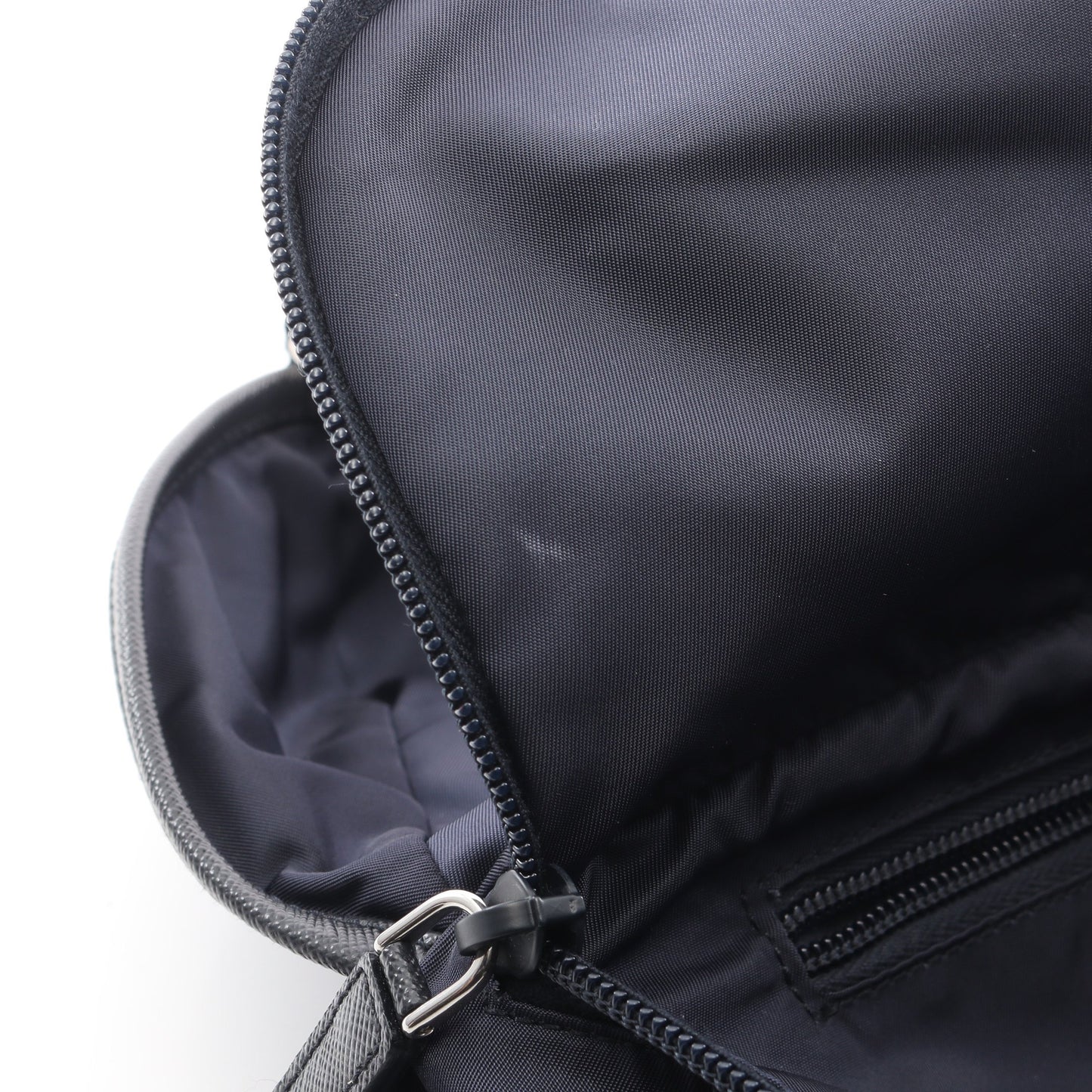 Re-Nylon ショルダーバッグ ナイロン サフィアーノレザー ネイビー プラダ