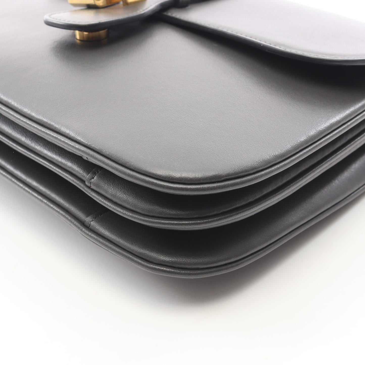 Medium Tabou ショルダーバッグ レザー グレー セリーヌ
